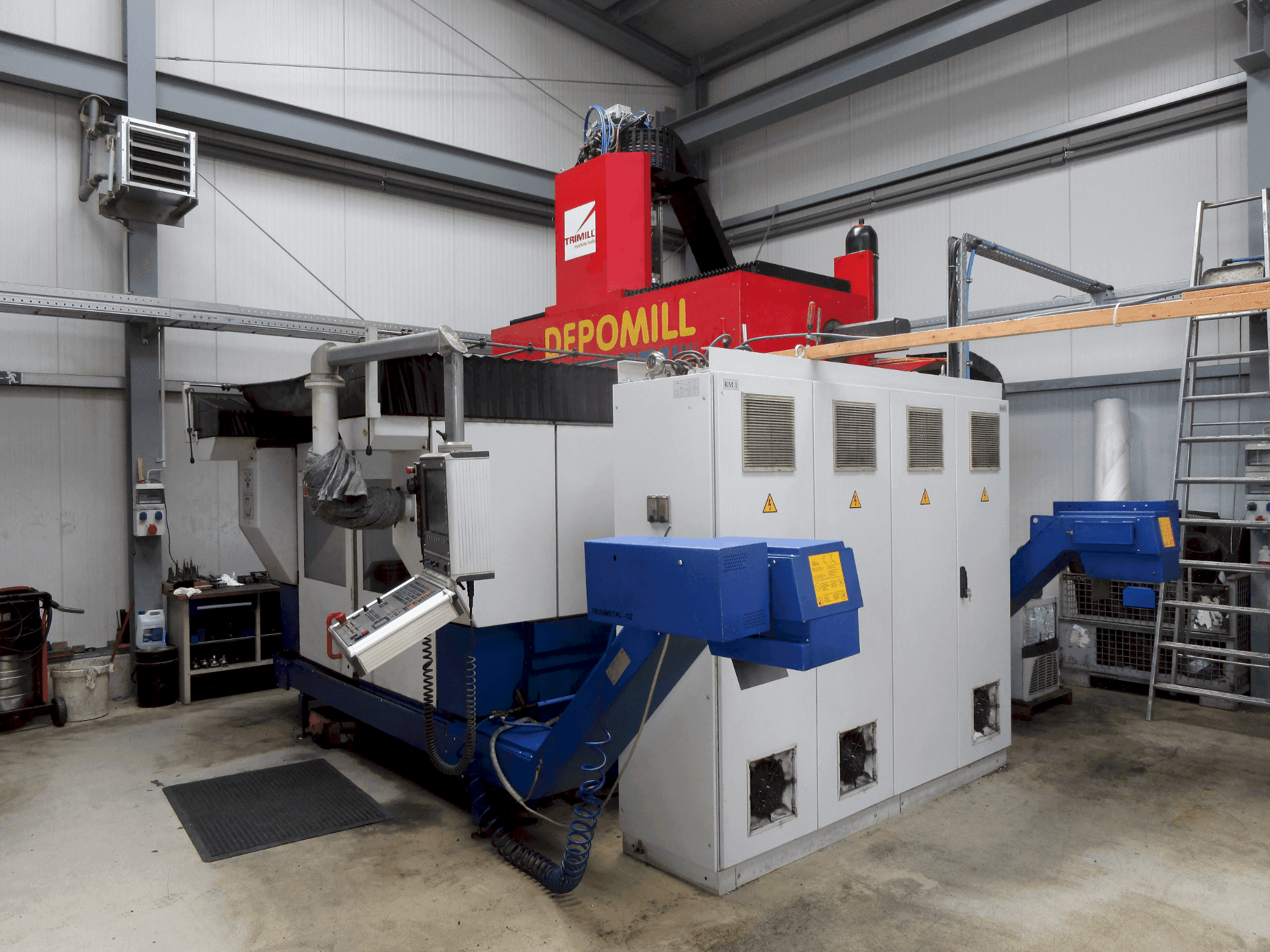 Vue de face de la machine TRIMILL DEPO Mill