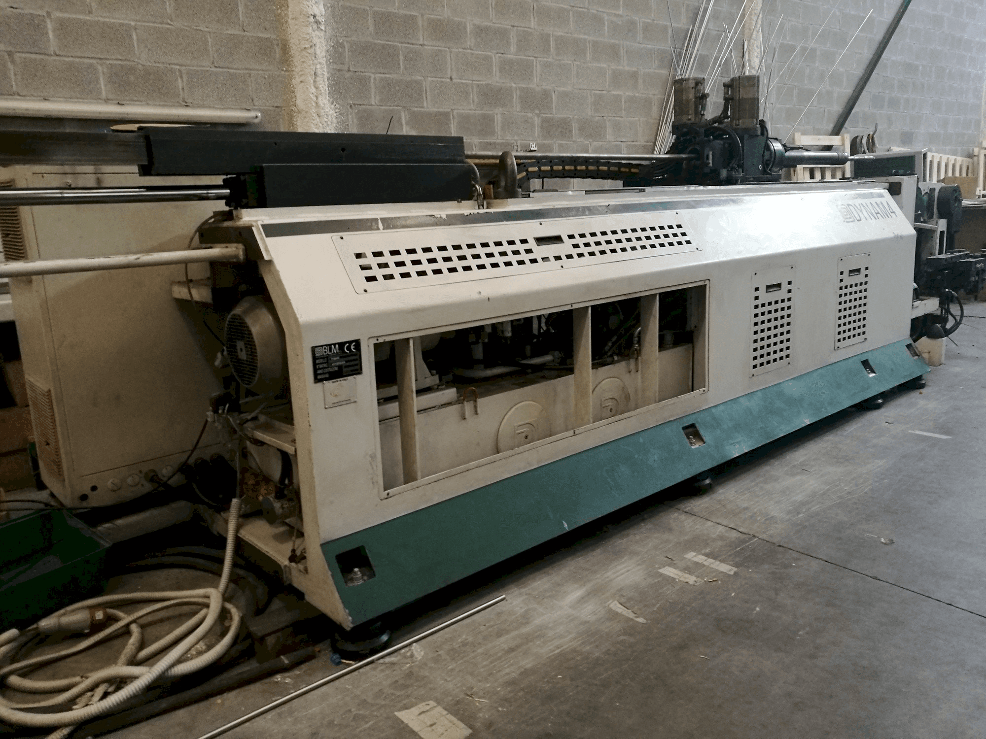 Left view of BLM DYNAM 4 machine