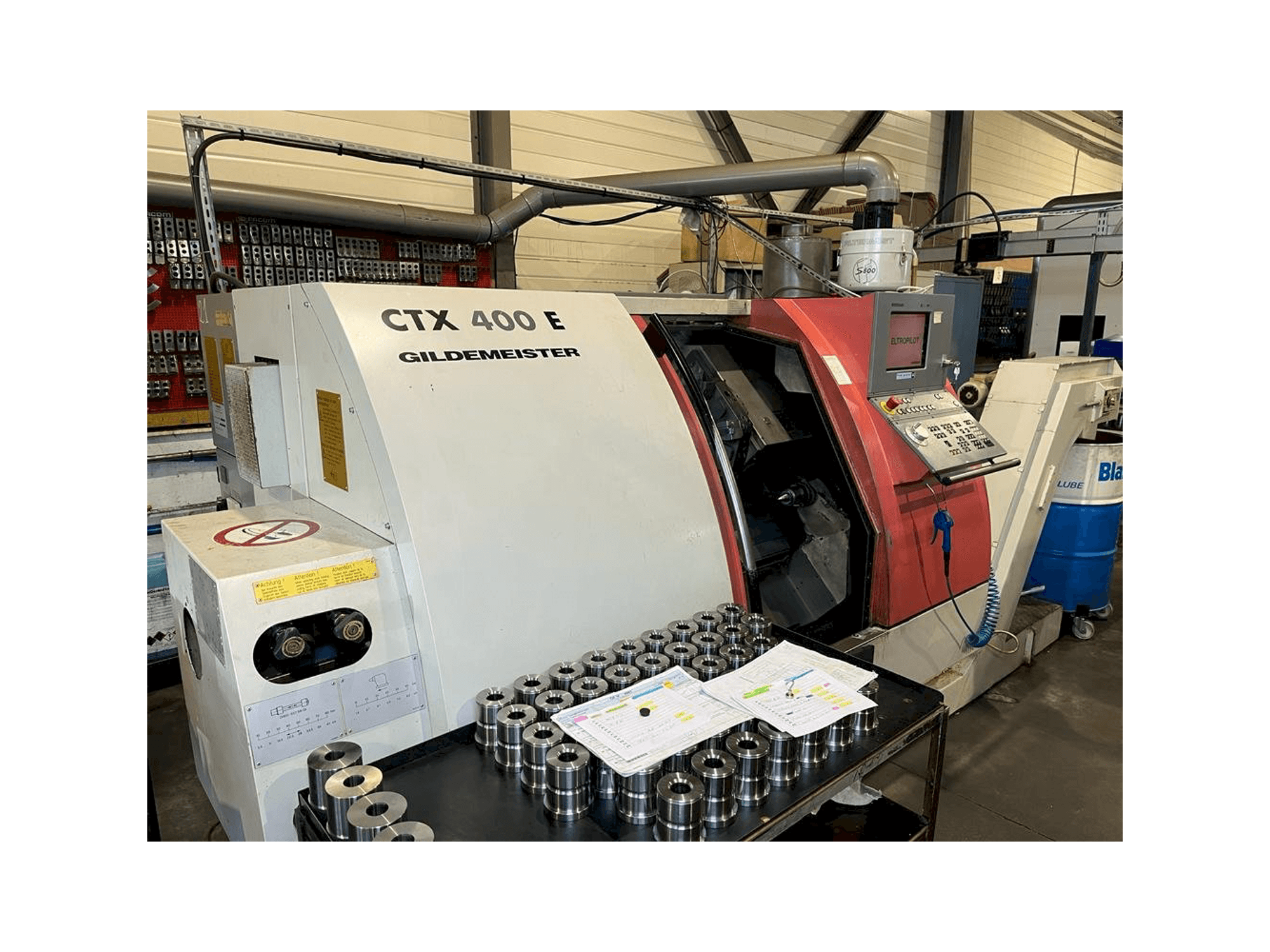 Vue de face de la machine Gildemeister CTX 400 E