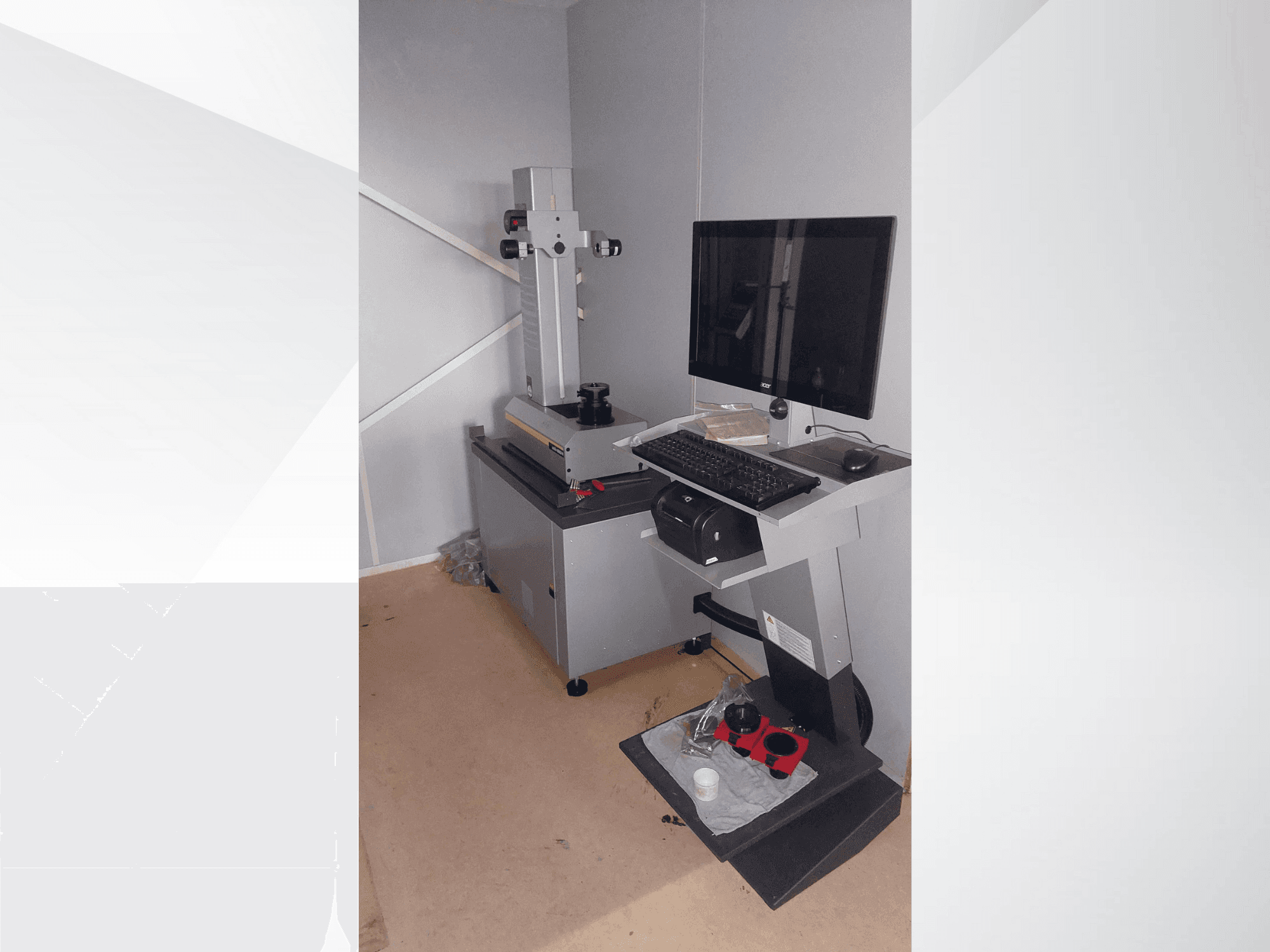 Vue de face de la machine Zoller Smile 600/4