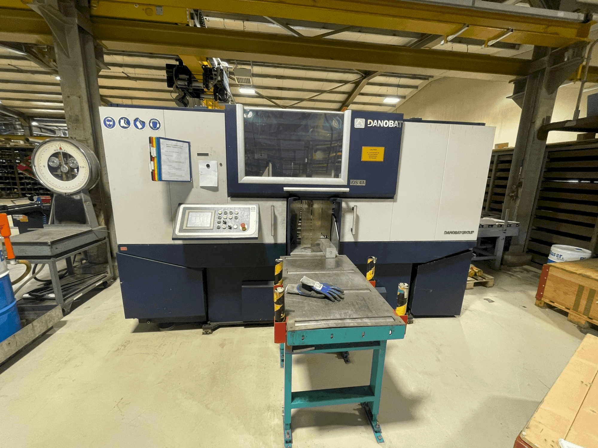 Vue de face de la machine DANOBAT IDS 4A