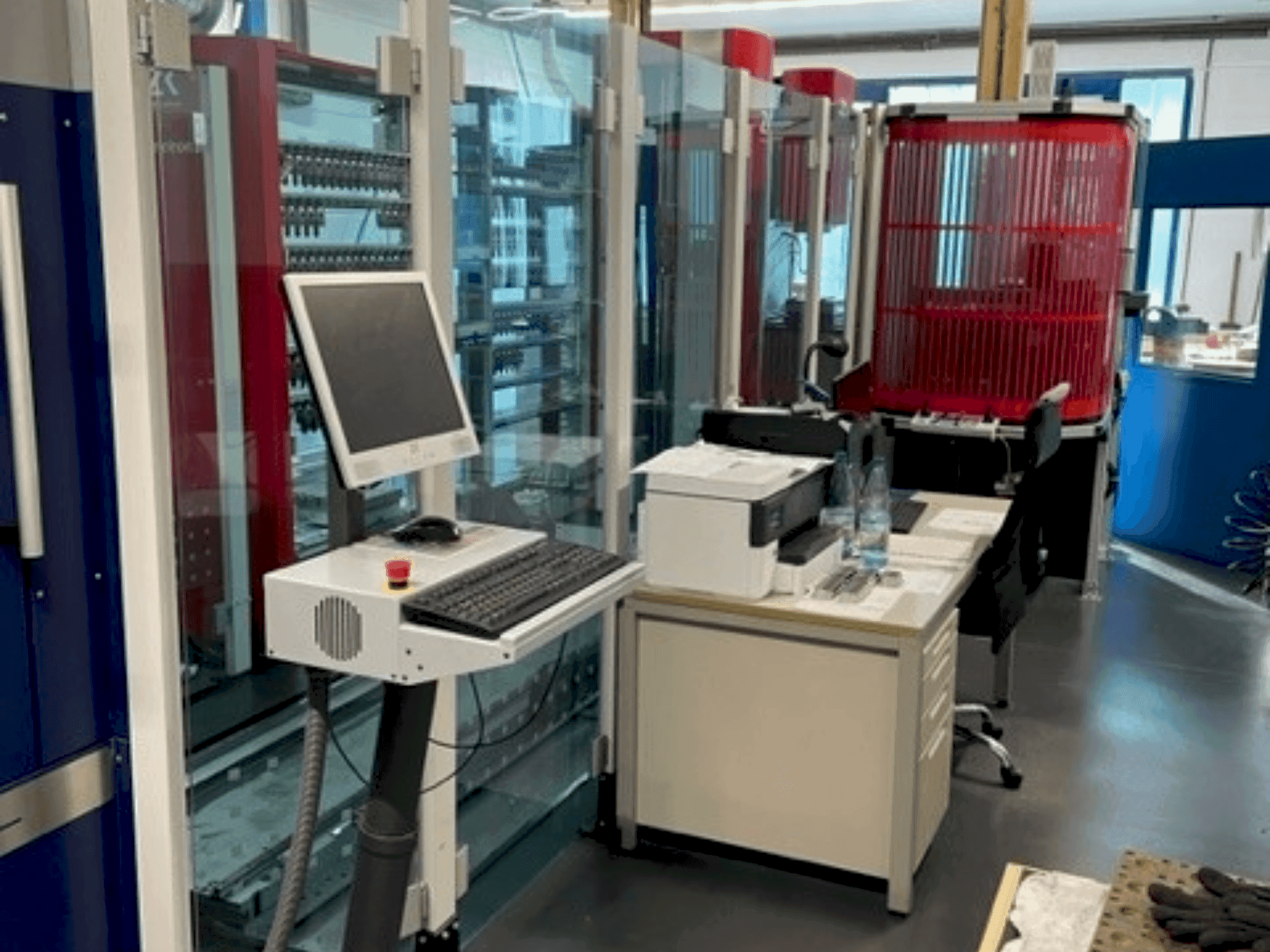 Vue de face de la machine ZK GENIUS 700