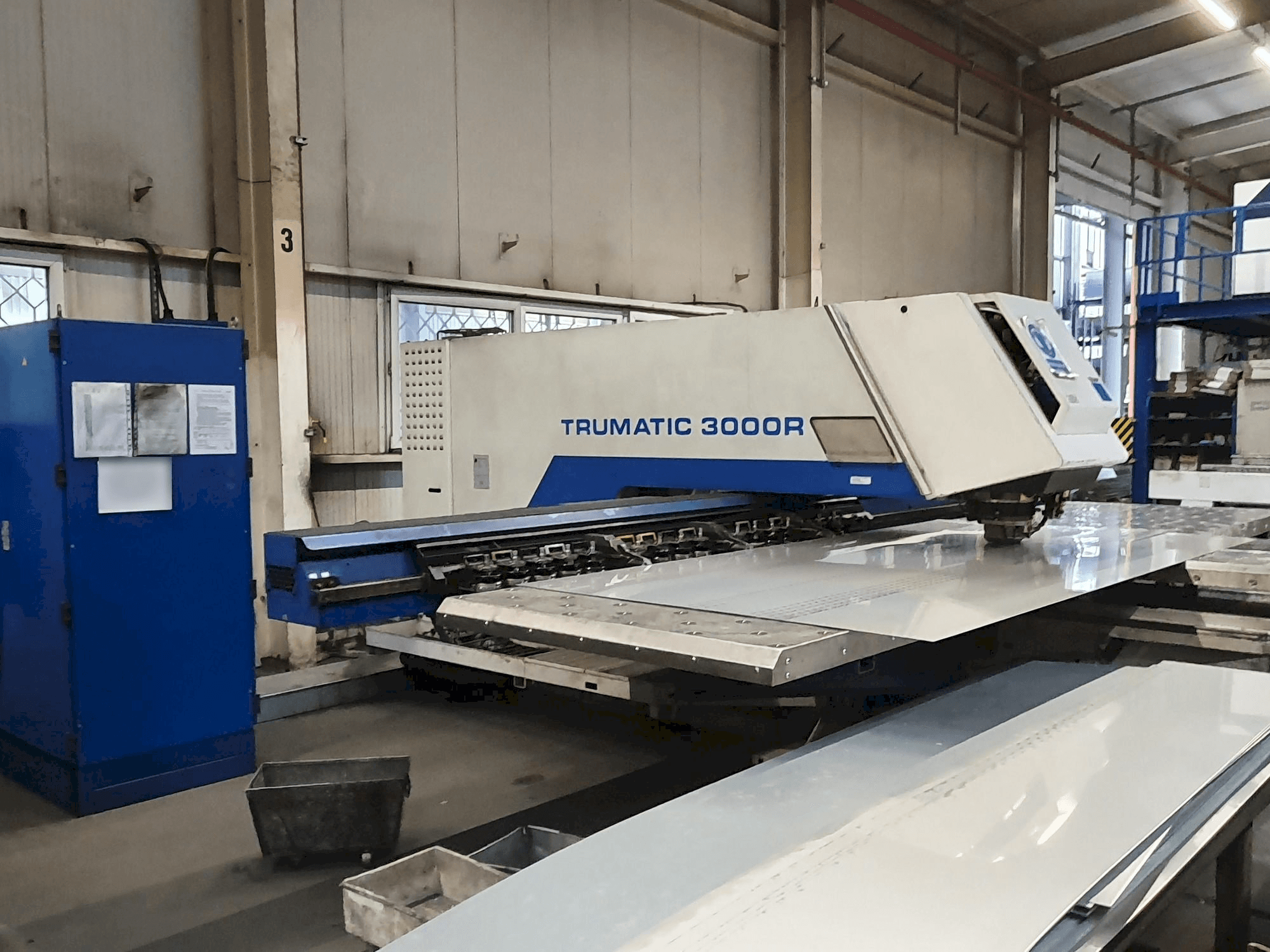 Front view of Trumpf Trumatic 3000R machine