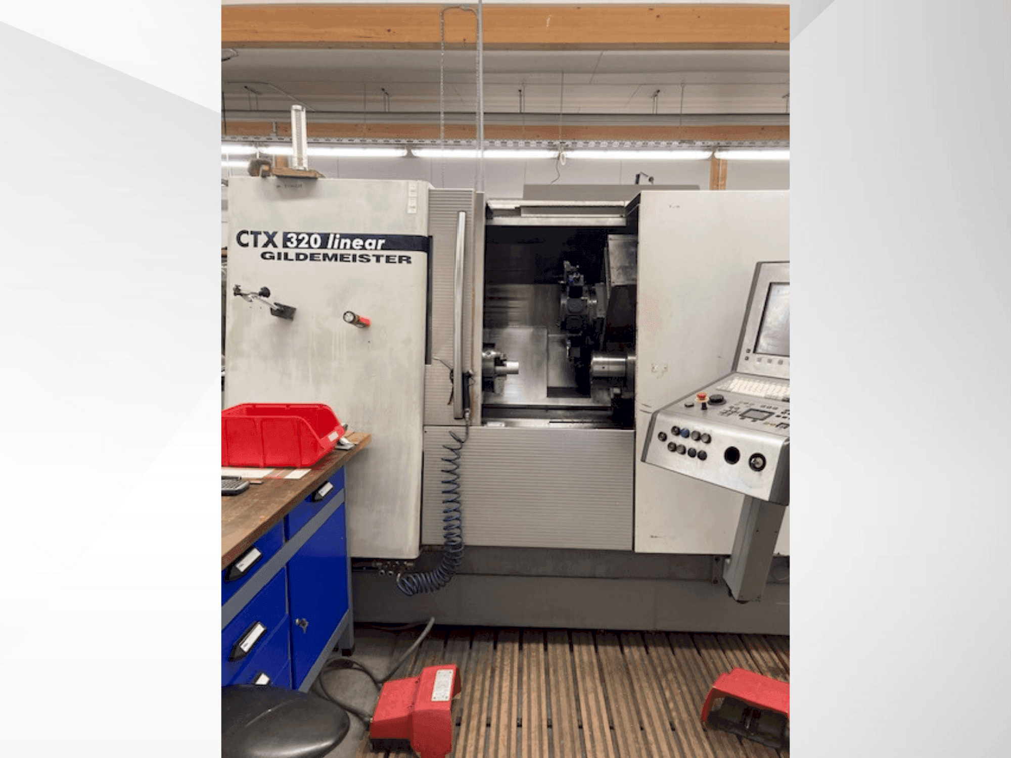 Vue de face de la machine Gildemeister CTX 320 linear