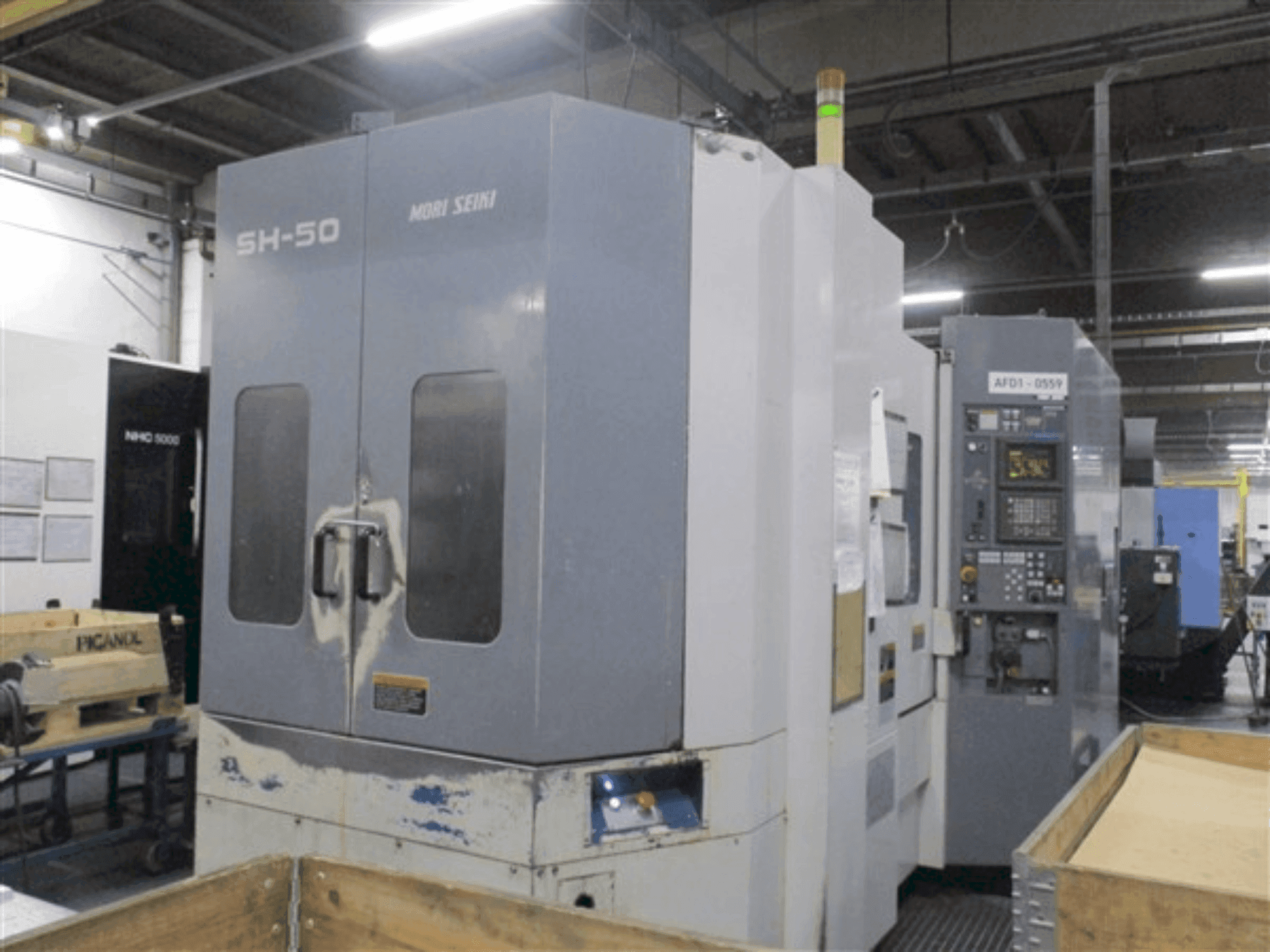 Vue de face de la machine MORI SEIKI SH-50