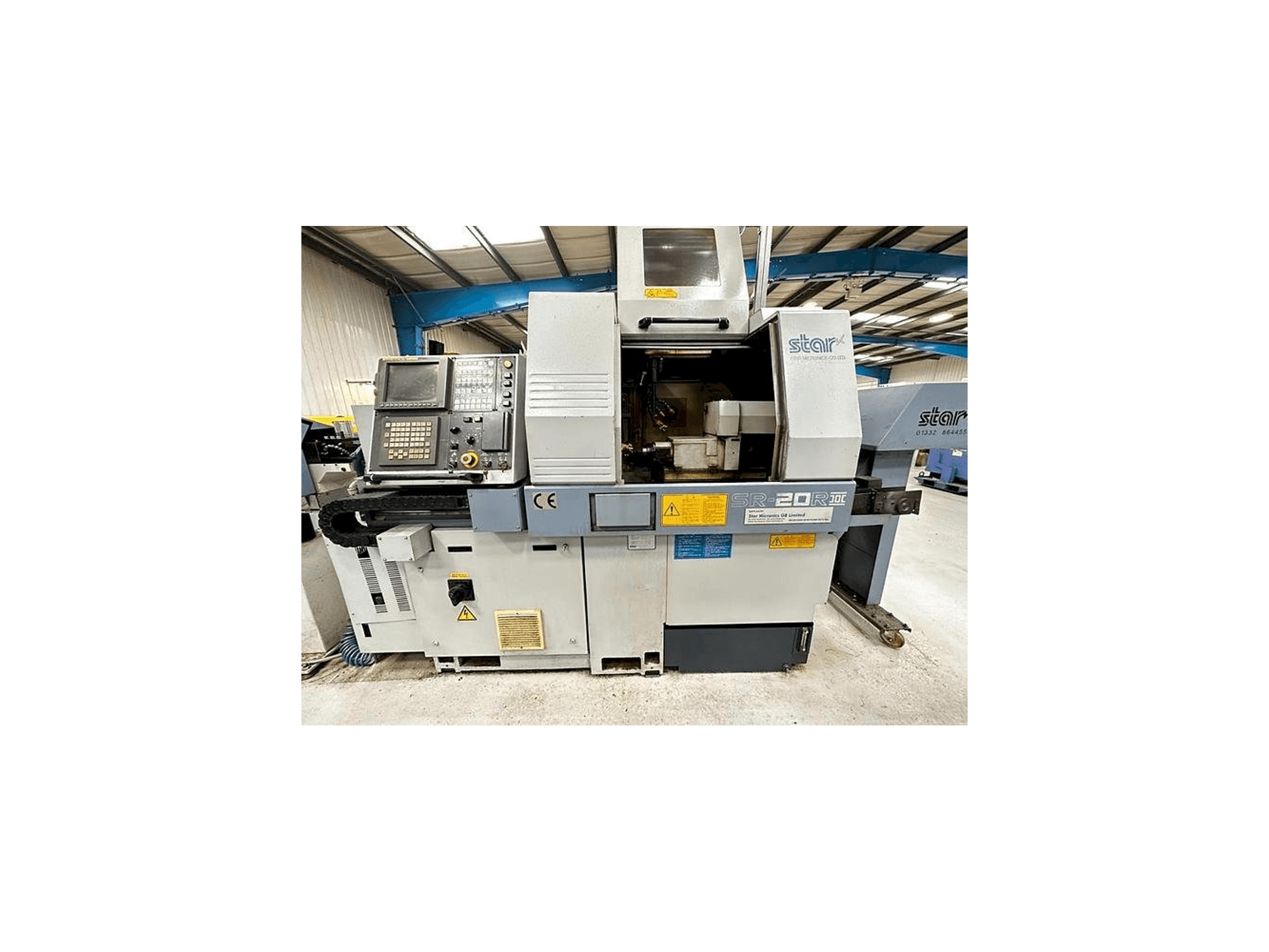 Vue de face de la machine Star SR-20 R II