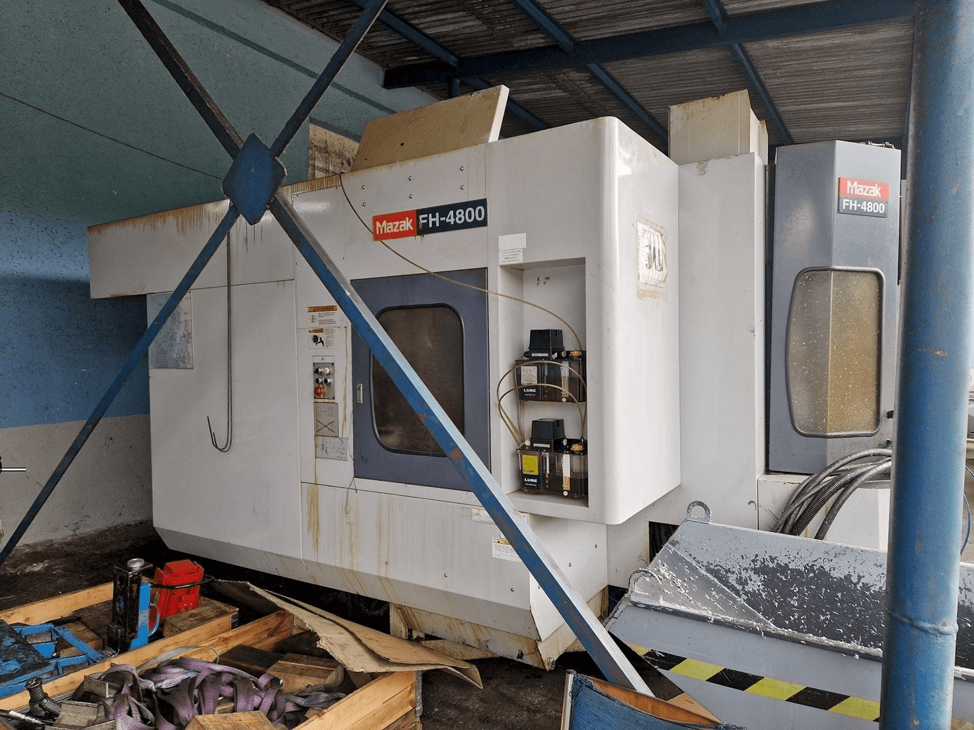 Vue de face de la machine Mazak