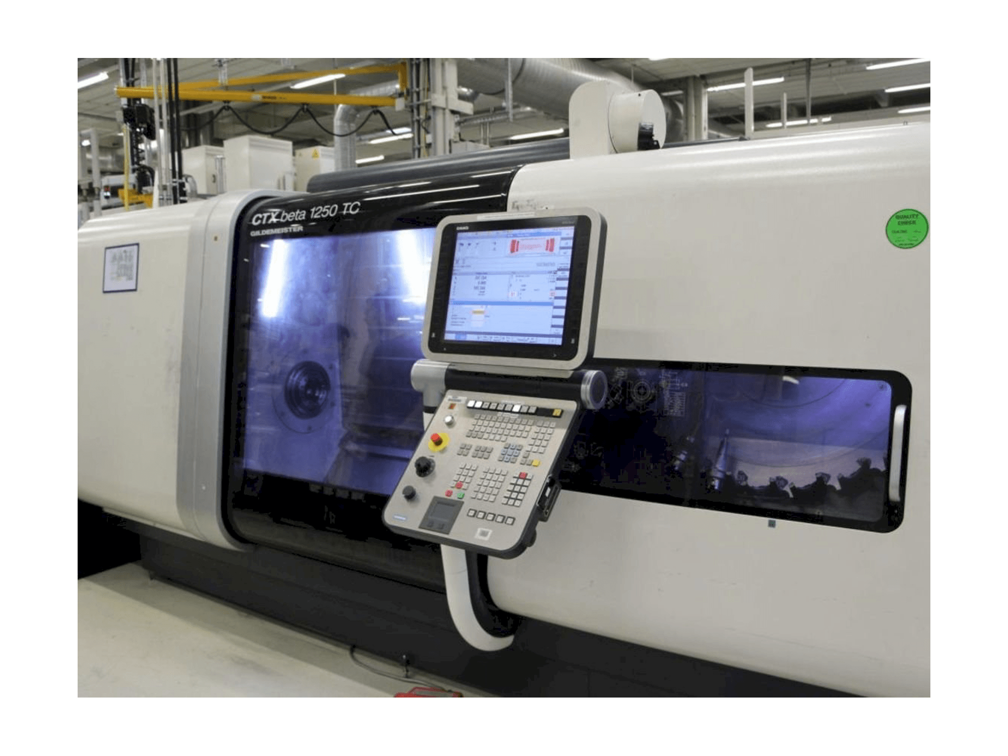 Vue de face de la machine DMG MORI GILDEMEISTER CTX Beta 1250 TC