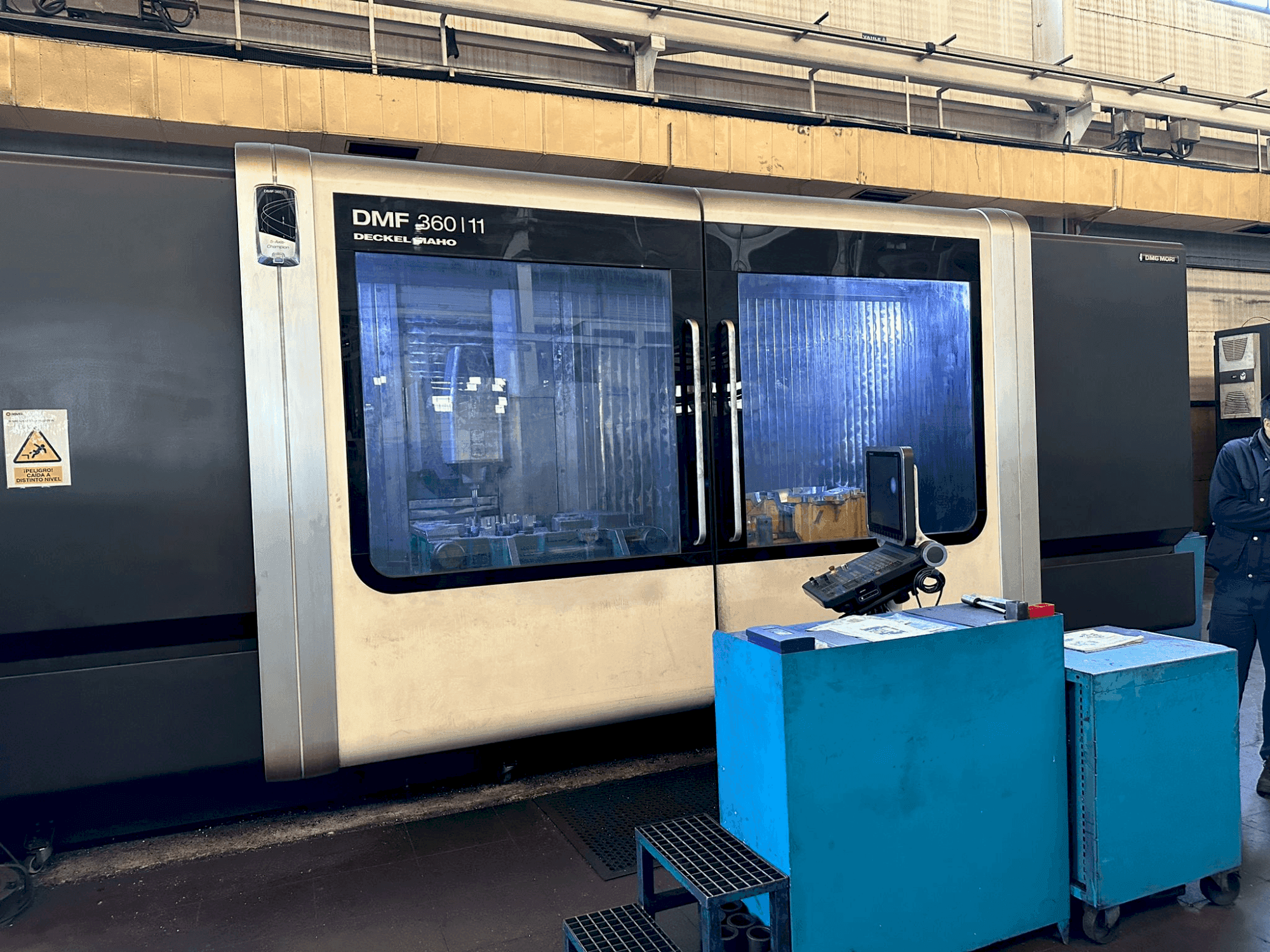 Vue de face de la machine DMG MORI DMF 360-11