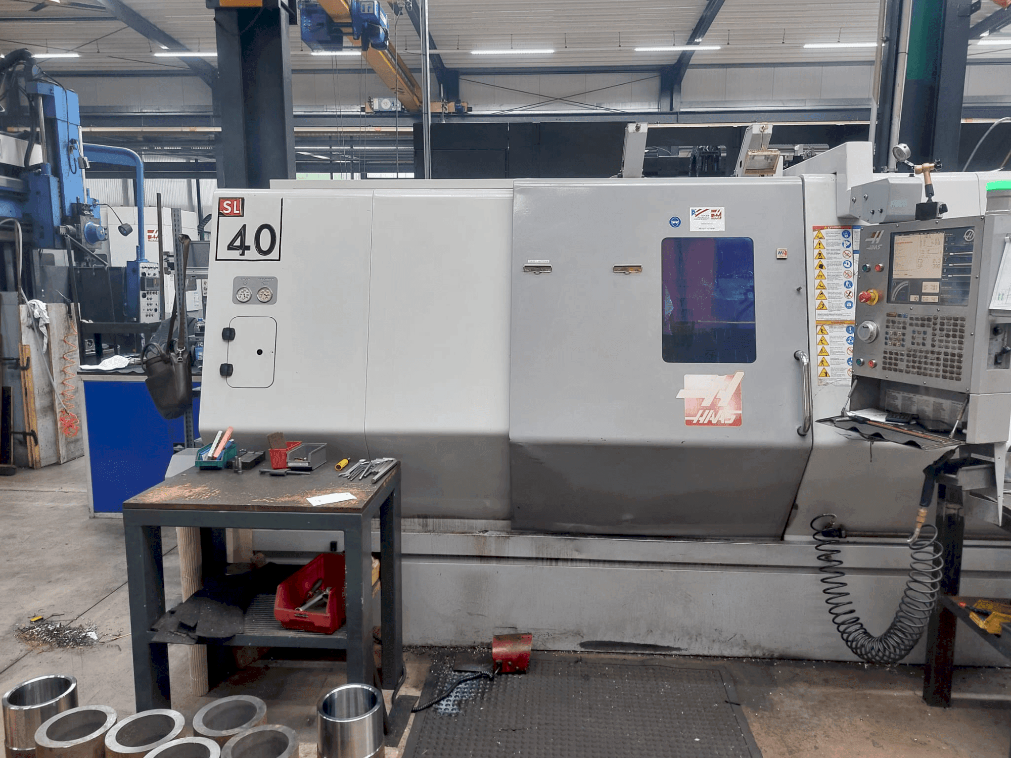 Vue de face de la machine HAAS SL-40