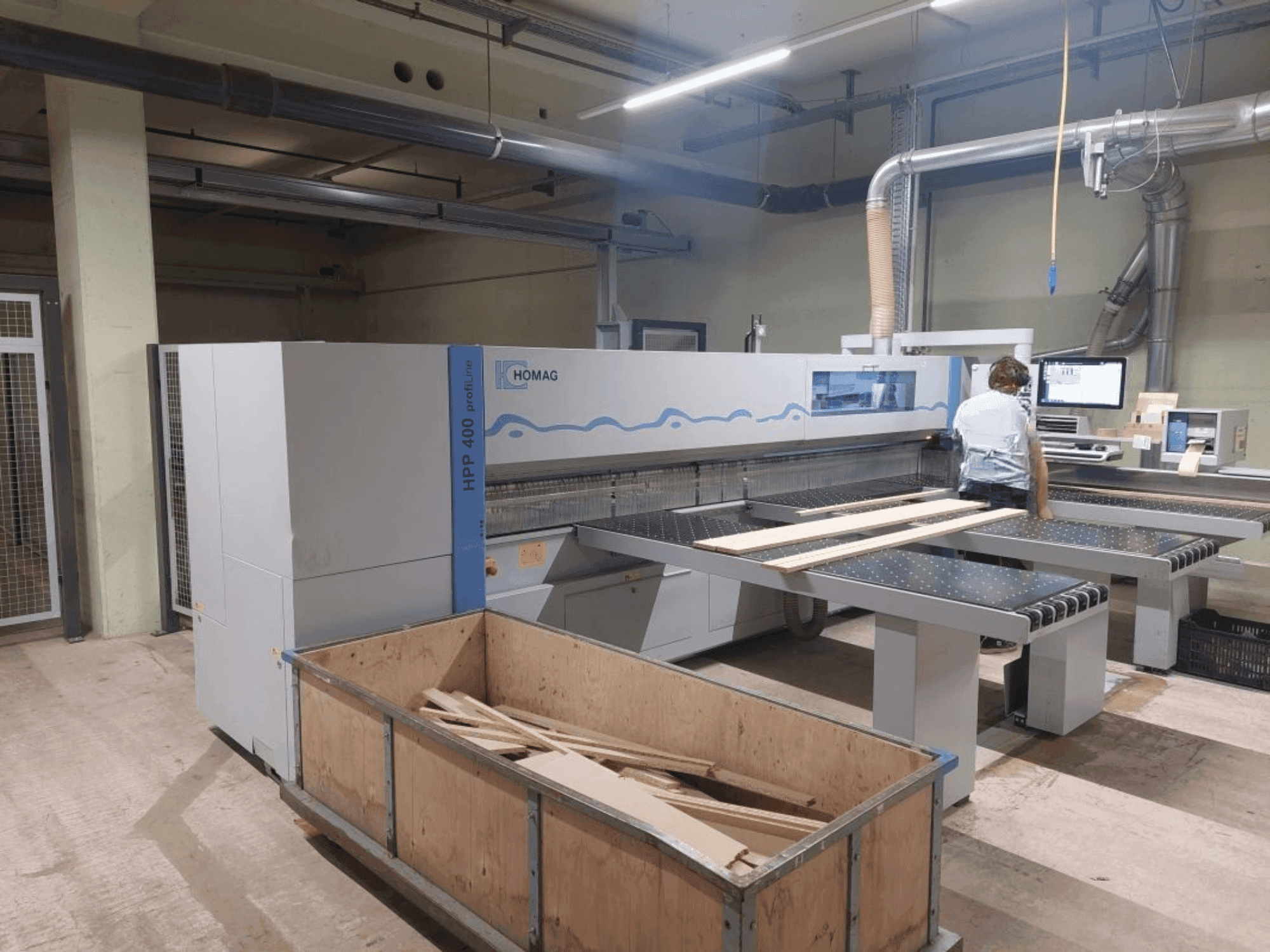 Vue de face de la machine HOMAG HPP 400 profiLine