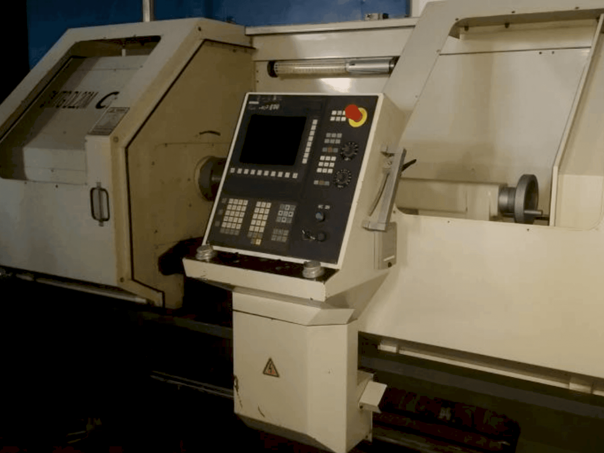Vue de face de la machine Optimum L410