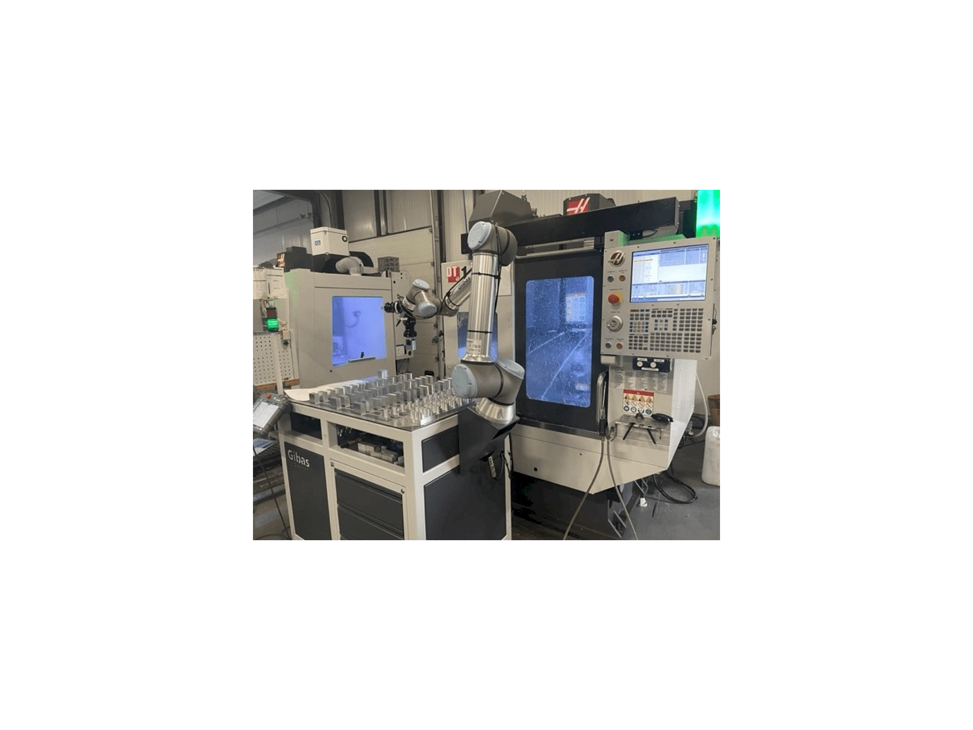 Vue de face de la machine HAAS DT-1