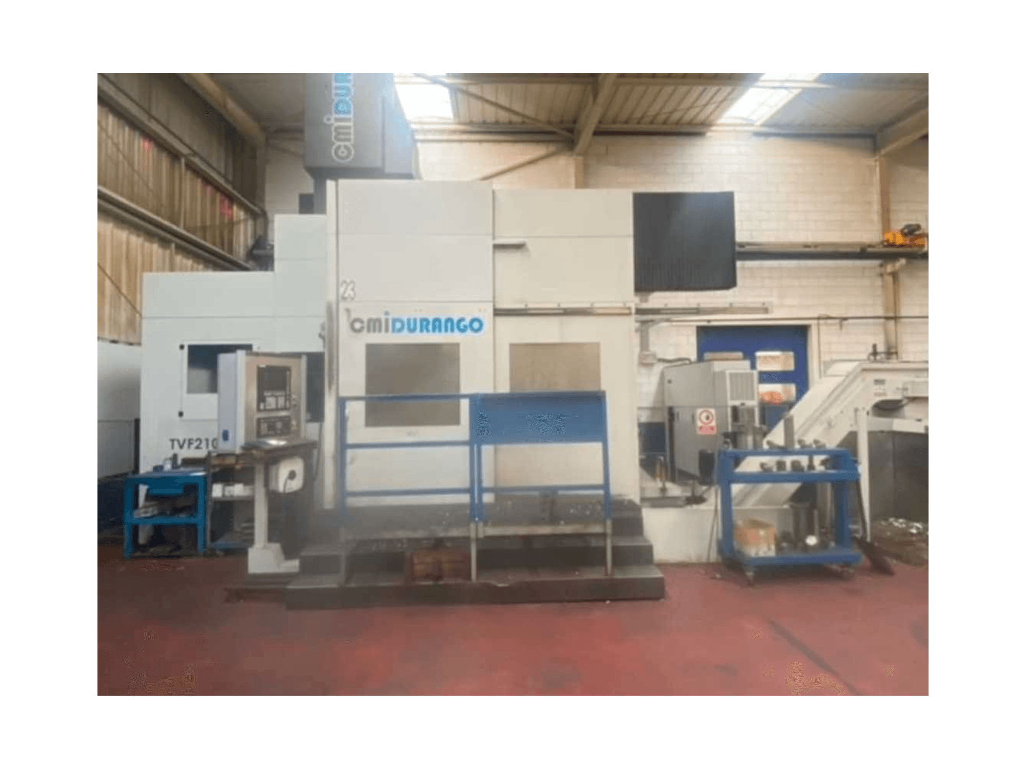 Vue de face de la machine cmiDURANGO TVF210-2000