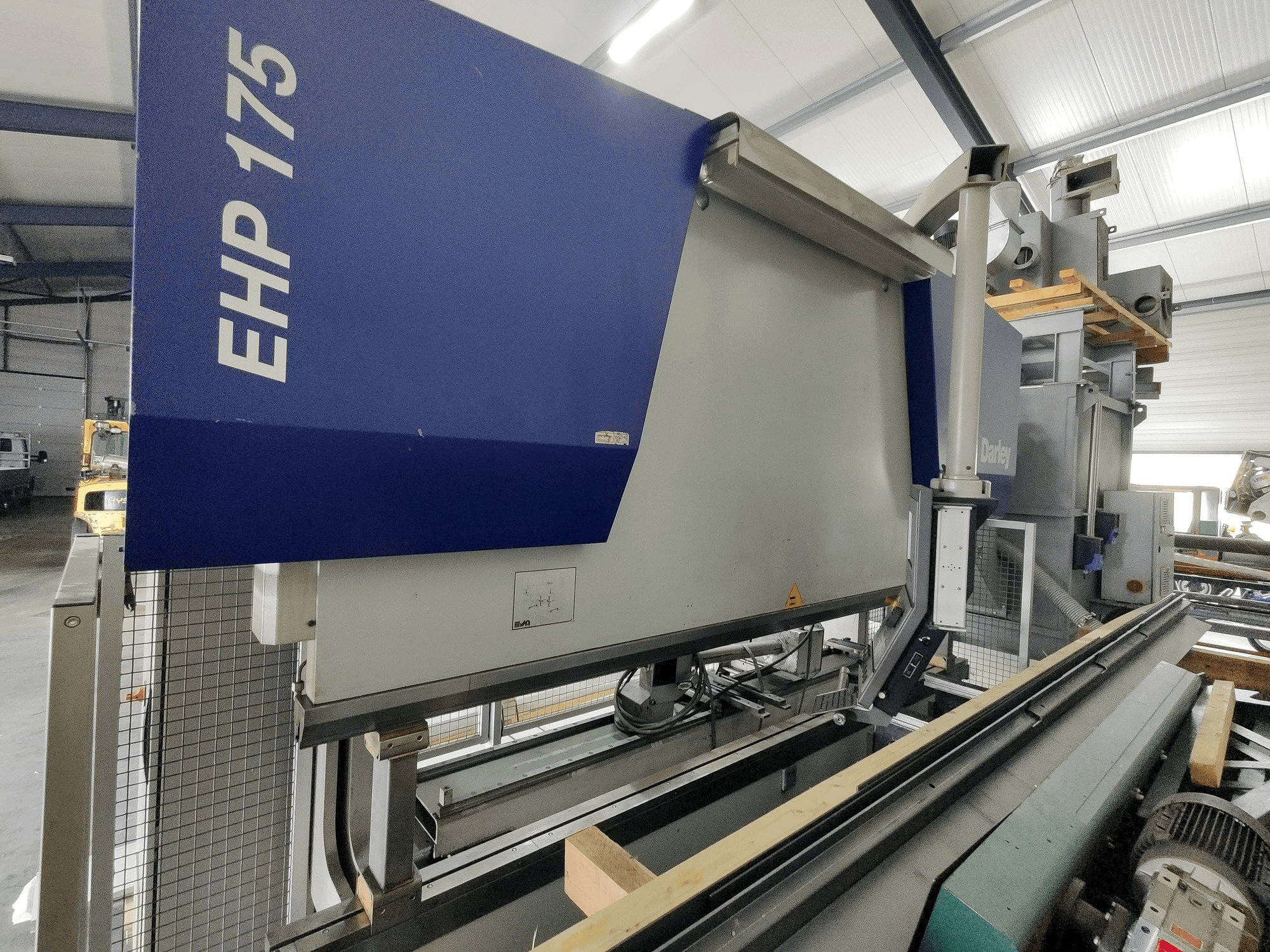 Vue gauche de la machine Darley EHP 175.31/25