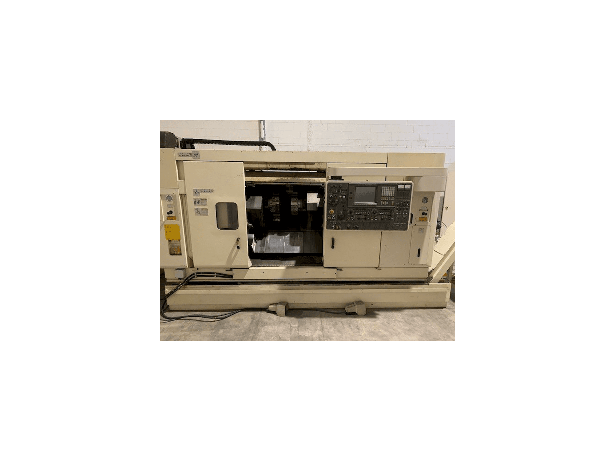 Vue de face de la machine NAKAMURA-TOME TW-20