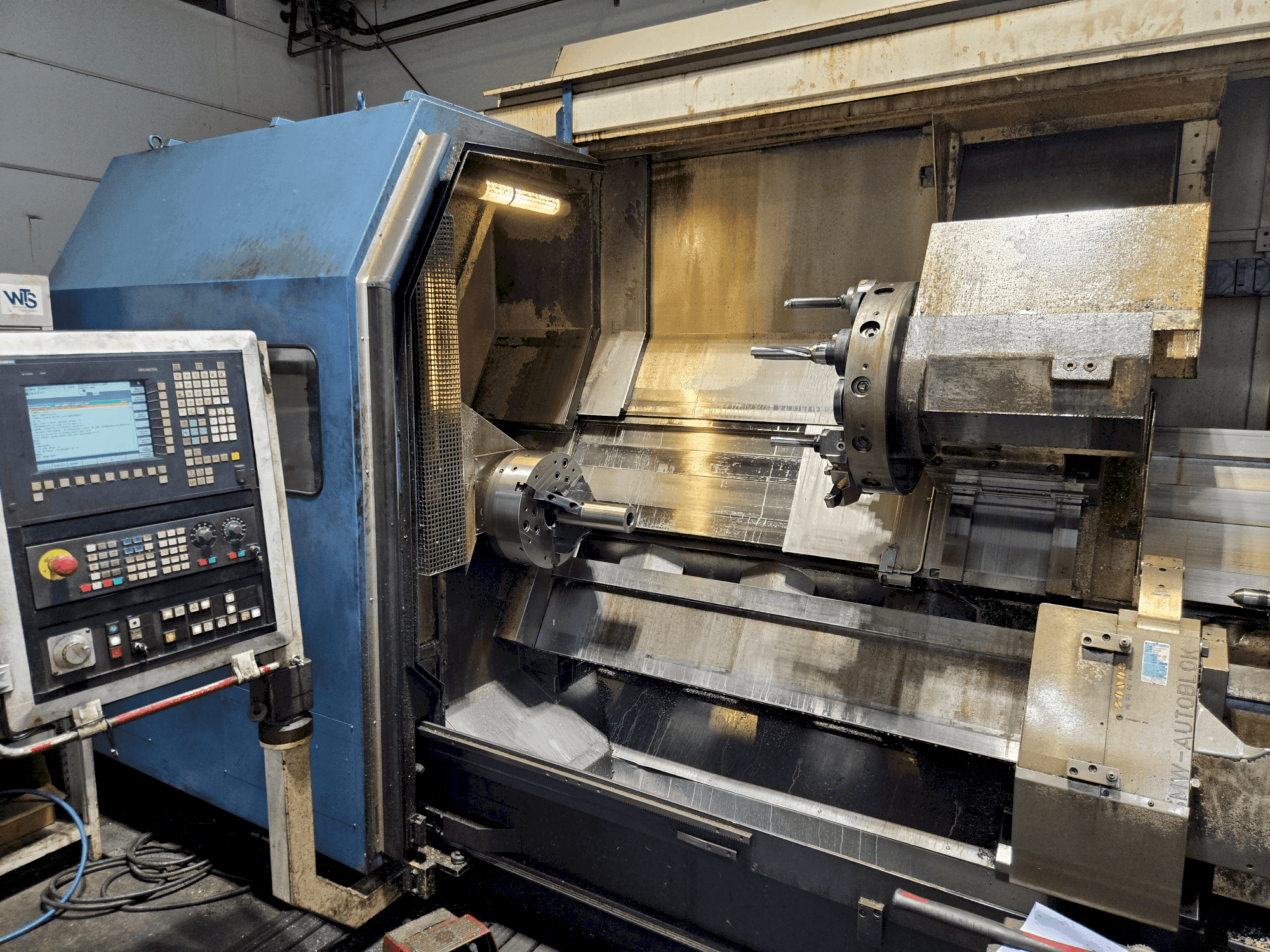 Vue de face de la machine HEYNUMAT 21 U/2500