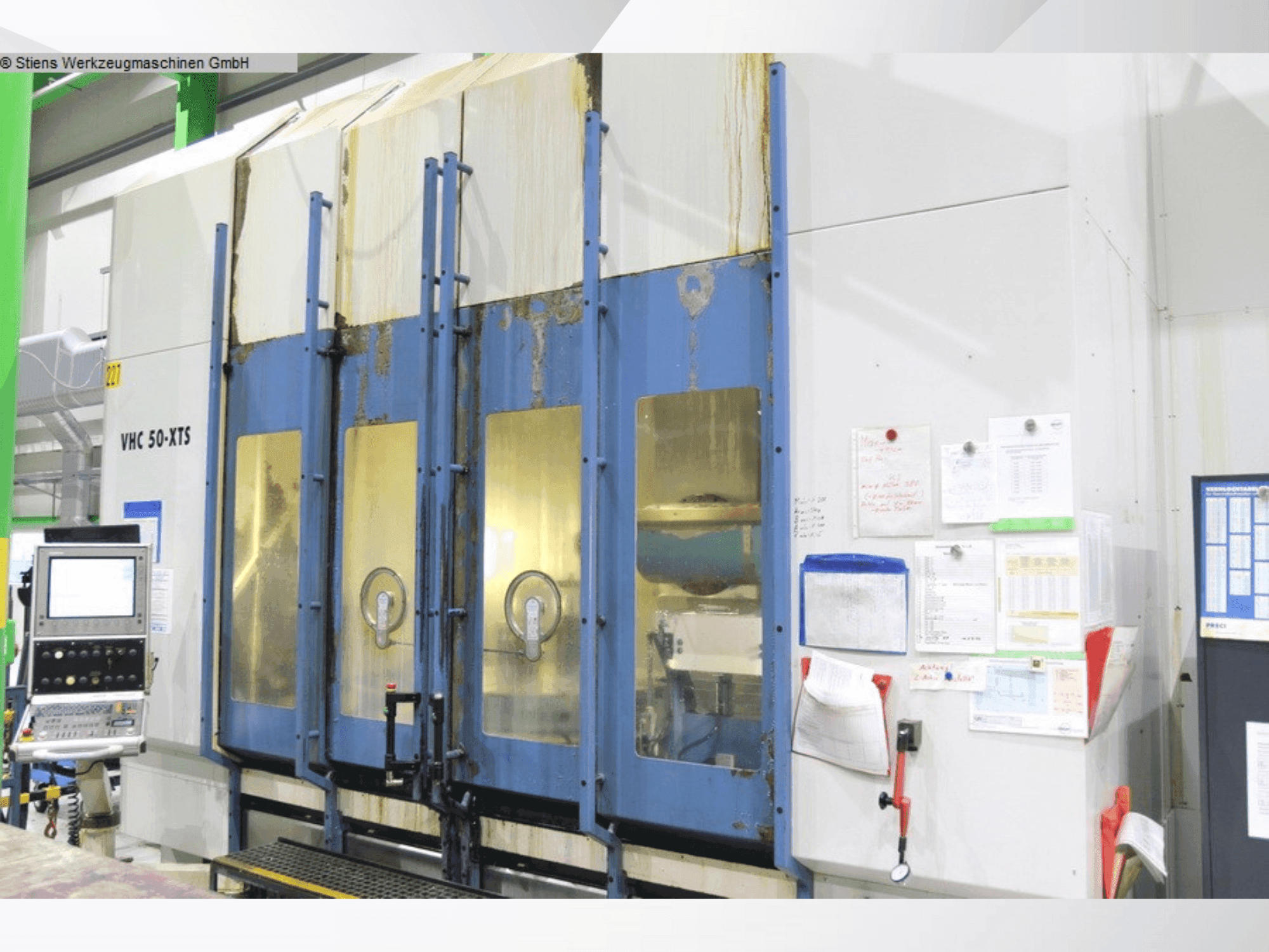 Vue de face de la machine AXA VHC 50 - XTS 2000