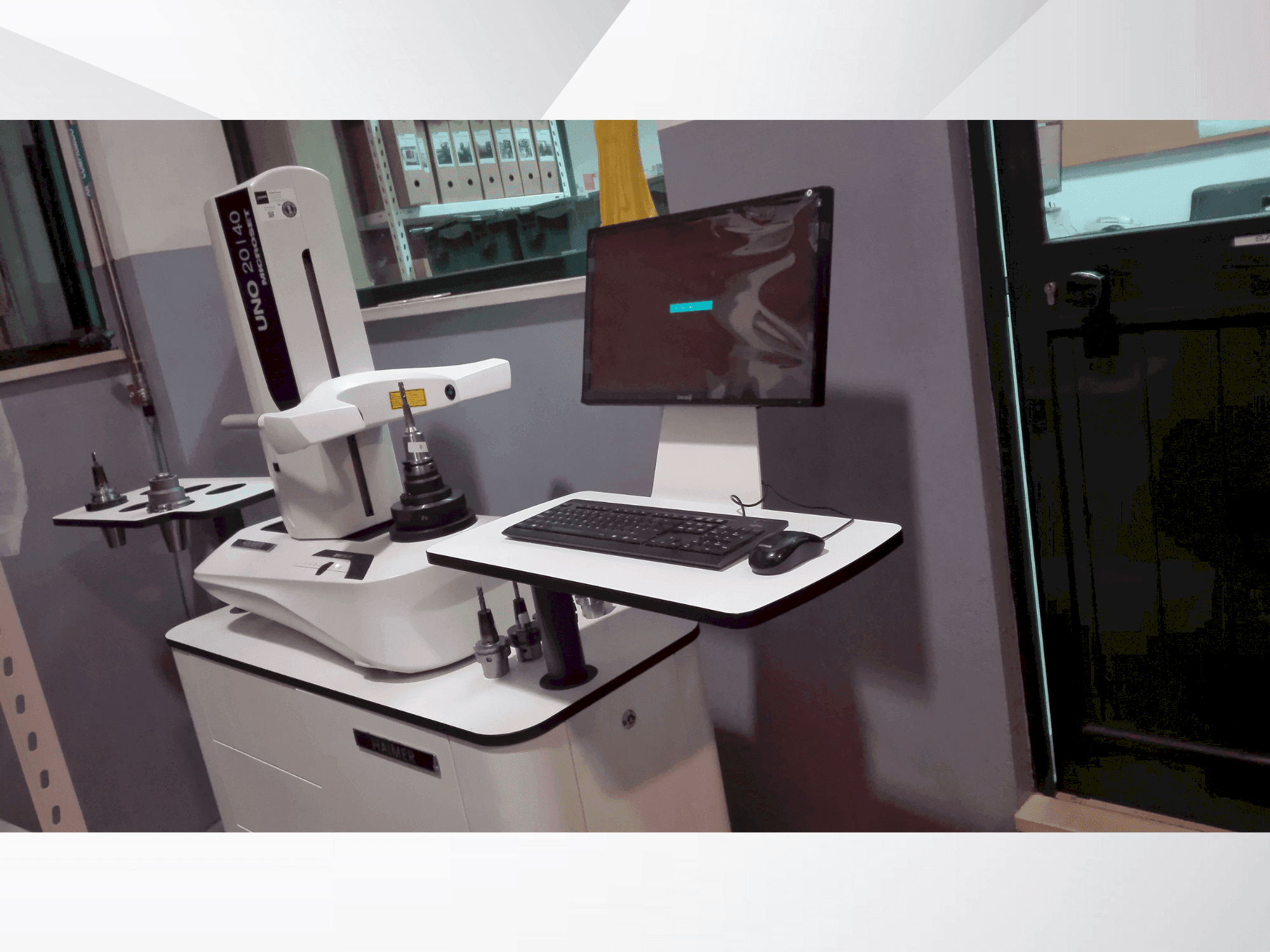 Vue de face de la machine HAIMER UNO 20/40 microset