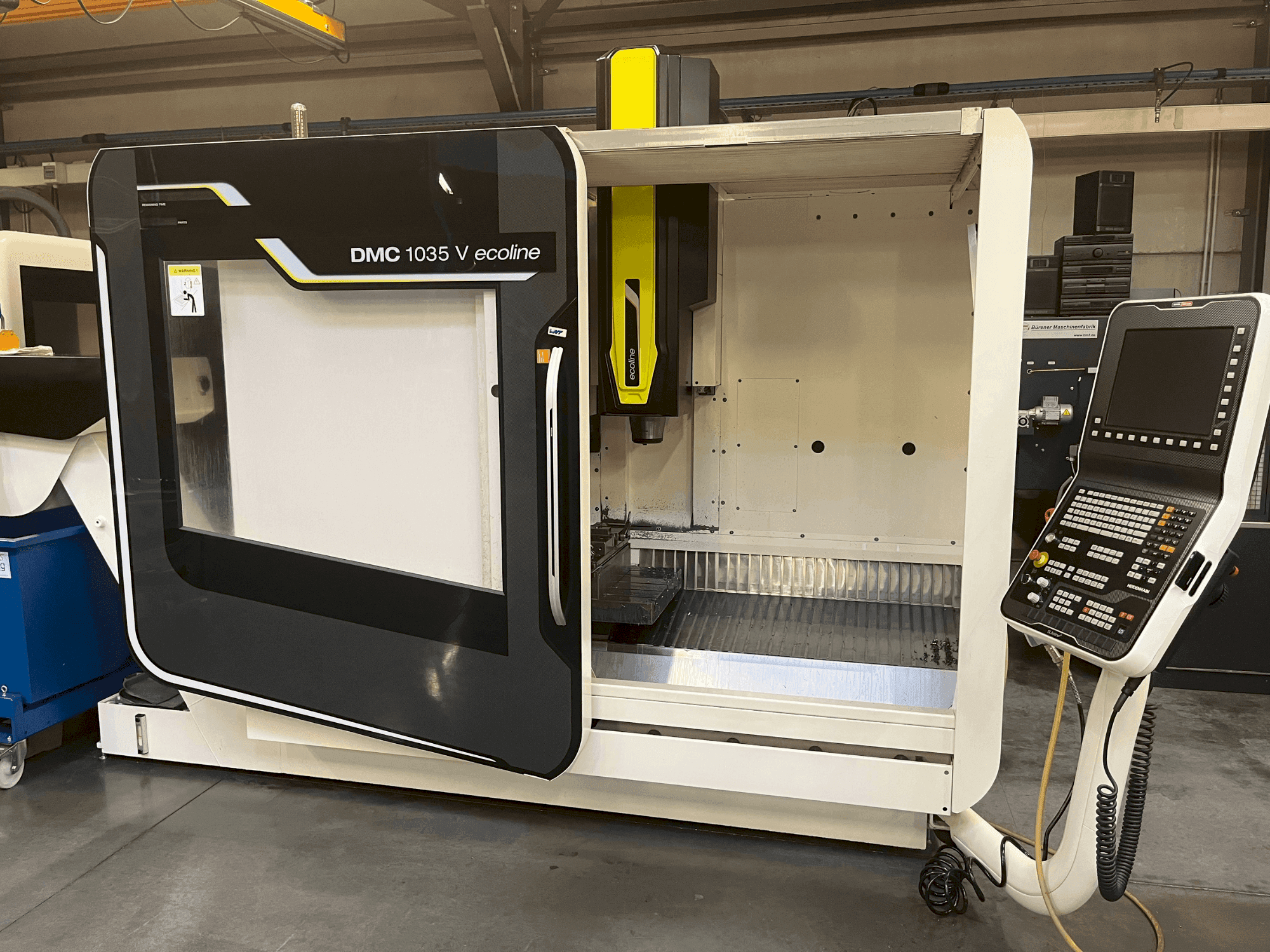 Vue de face de la machine DMG Gildemeister DMC 1035 V ecoline