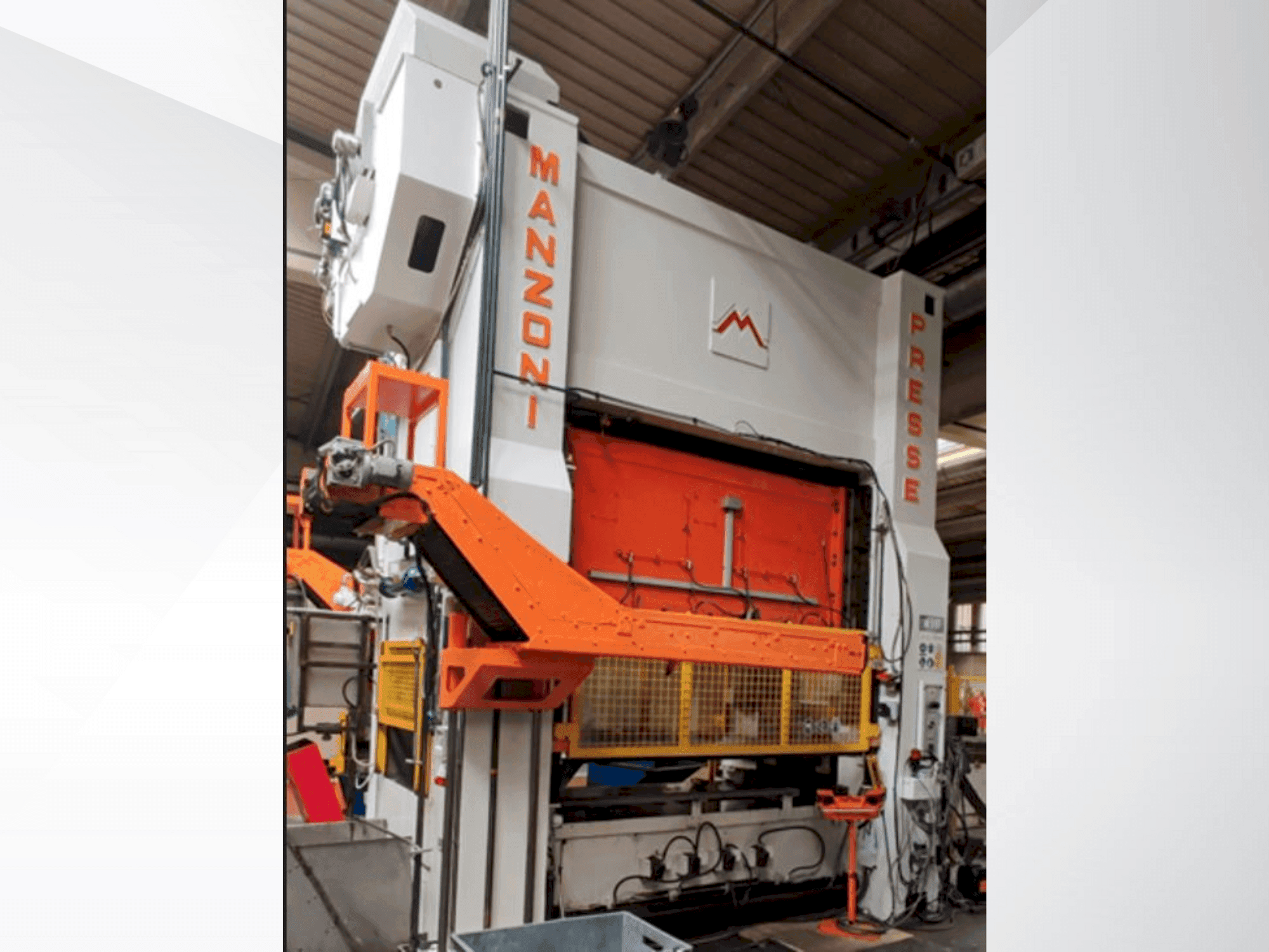 Vue de face de la machine RAVNE PRESSES Manzoni 315