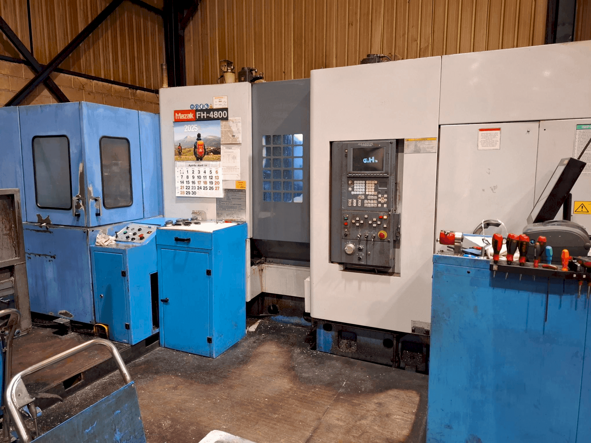 Vue de face de la machine Mazak FH-4800