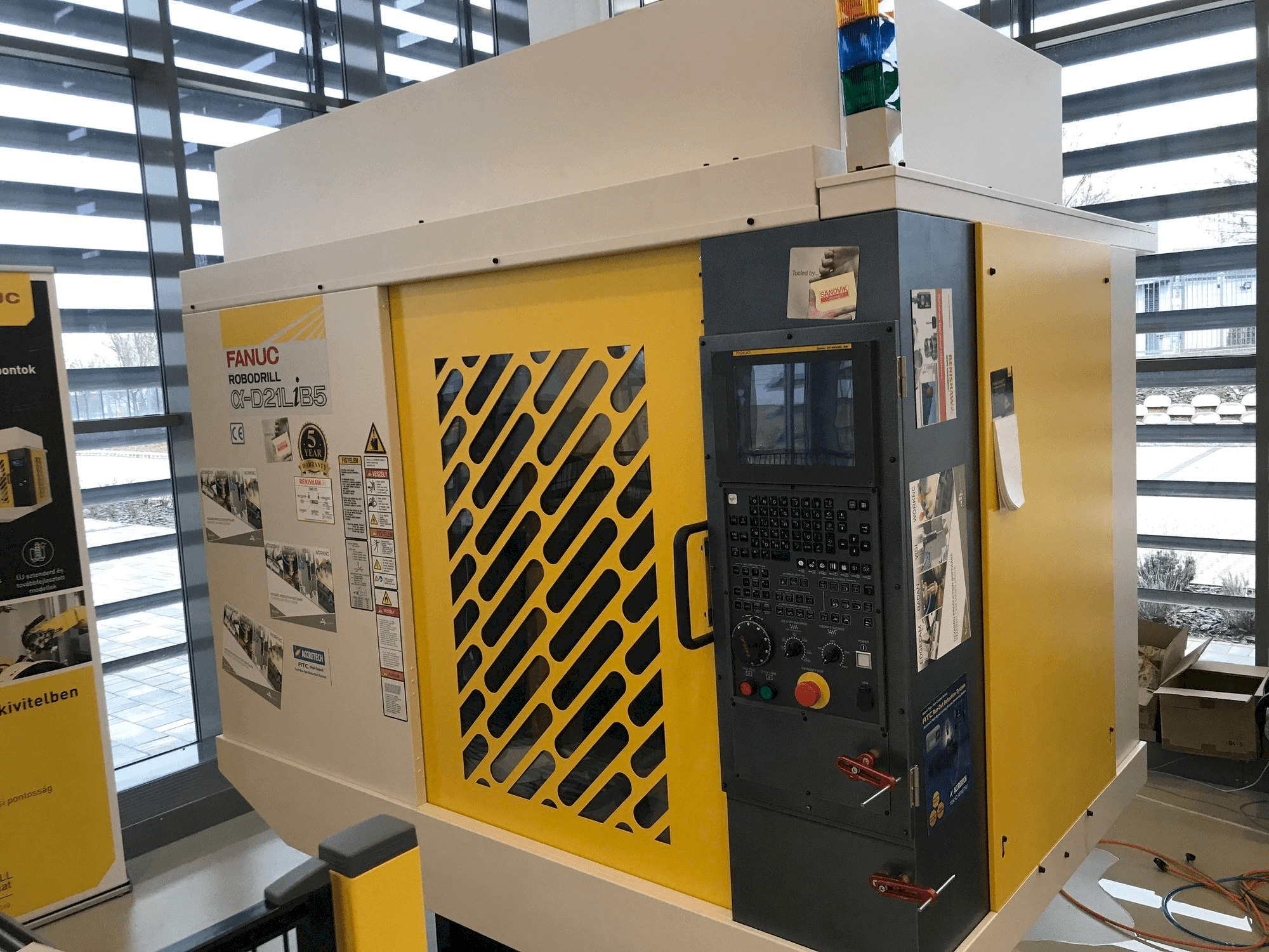 Front view of FANUC Robodrill Alpha D21LIB5 machine