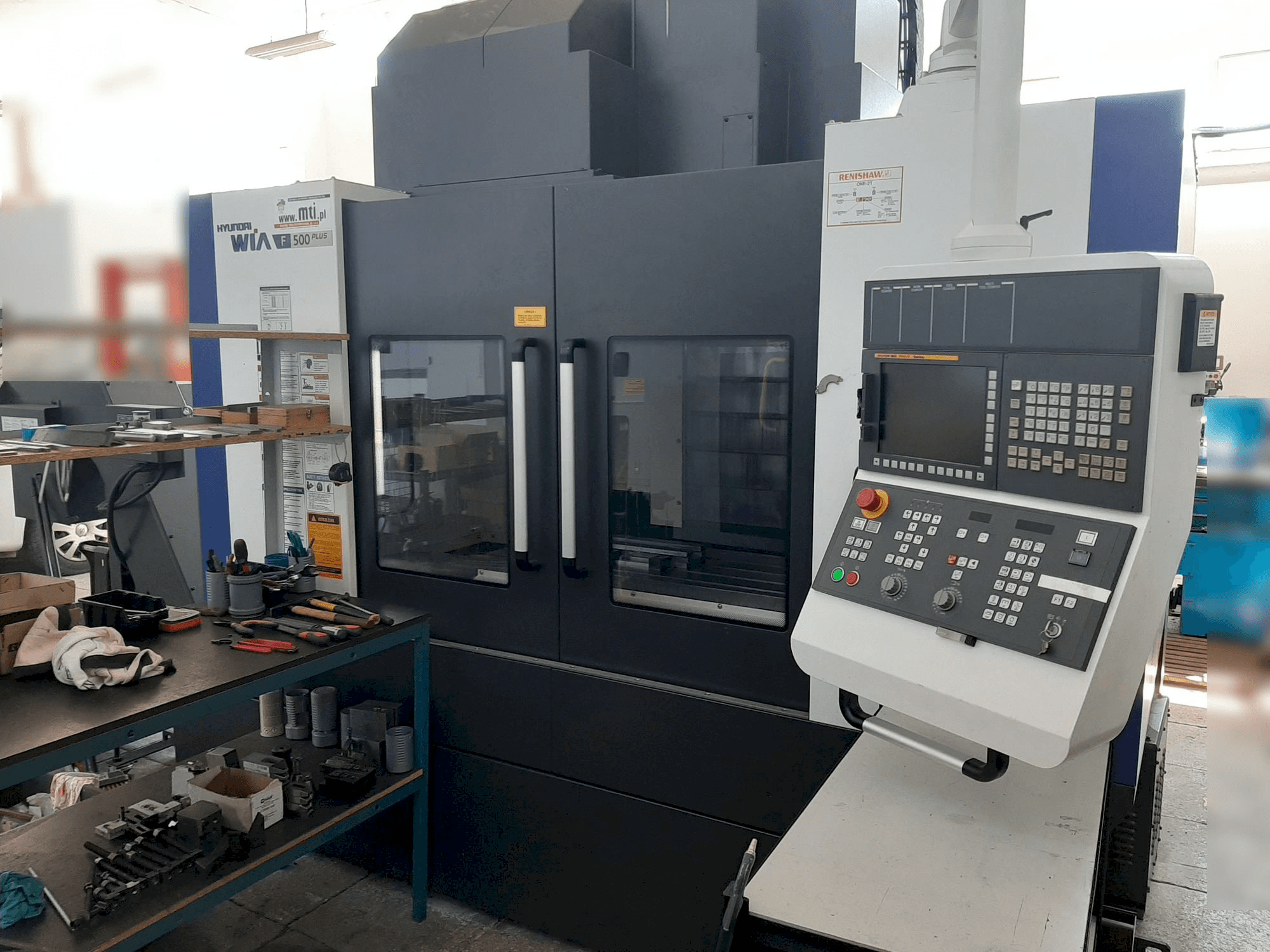 Front view of Hyundai Wia F500 PLUS machine