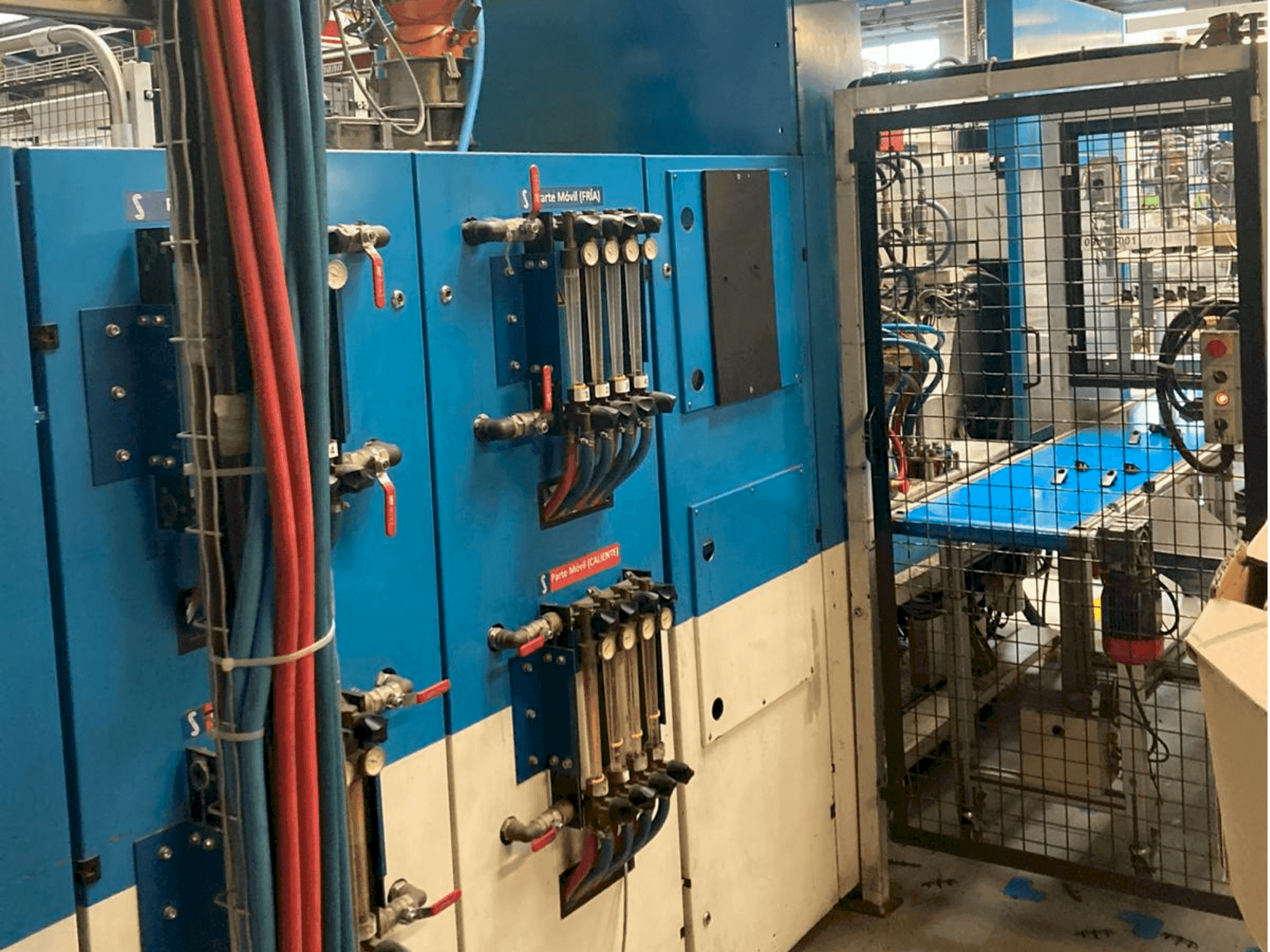 Vue de face de la machine Engel ES 500/110 HL