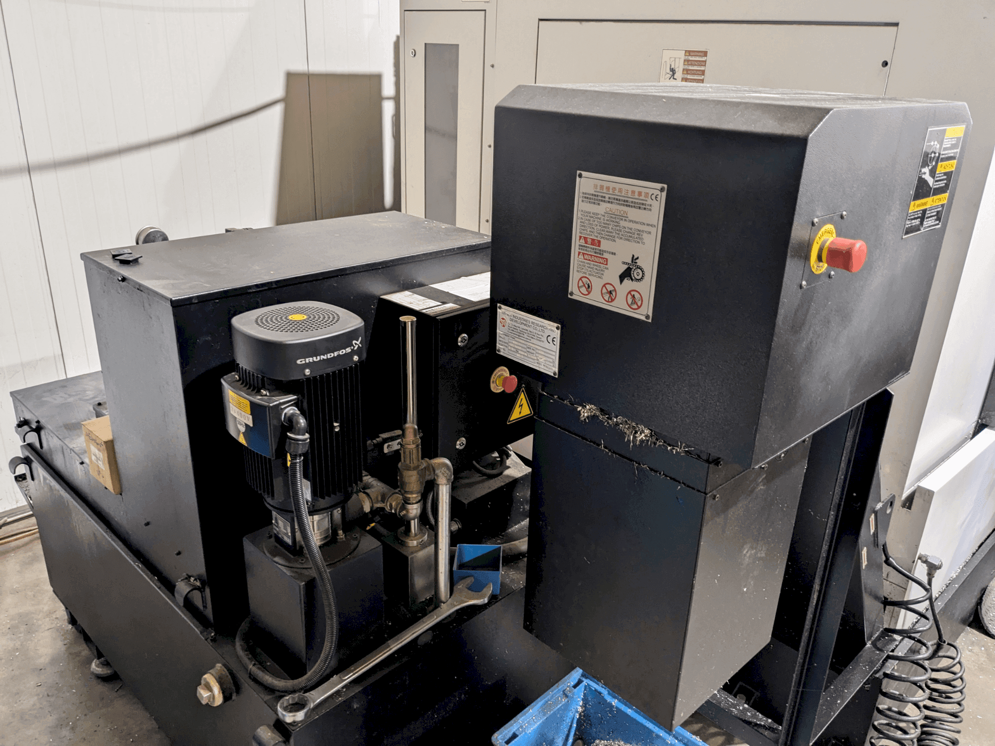 Vue de face de la machine POSmill CE 1000