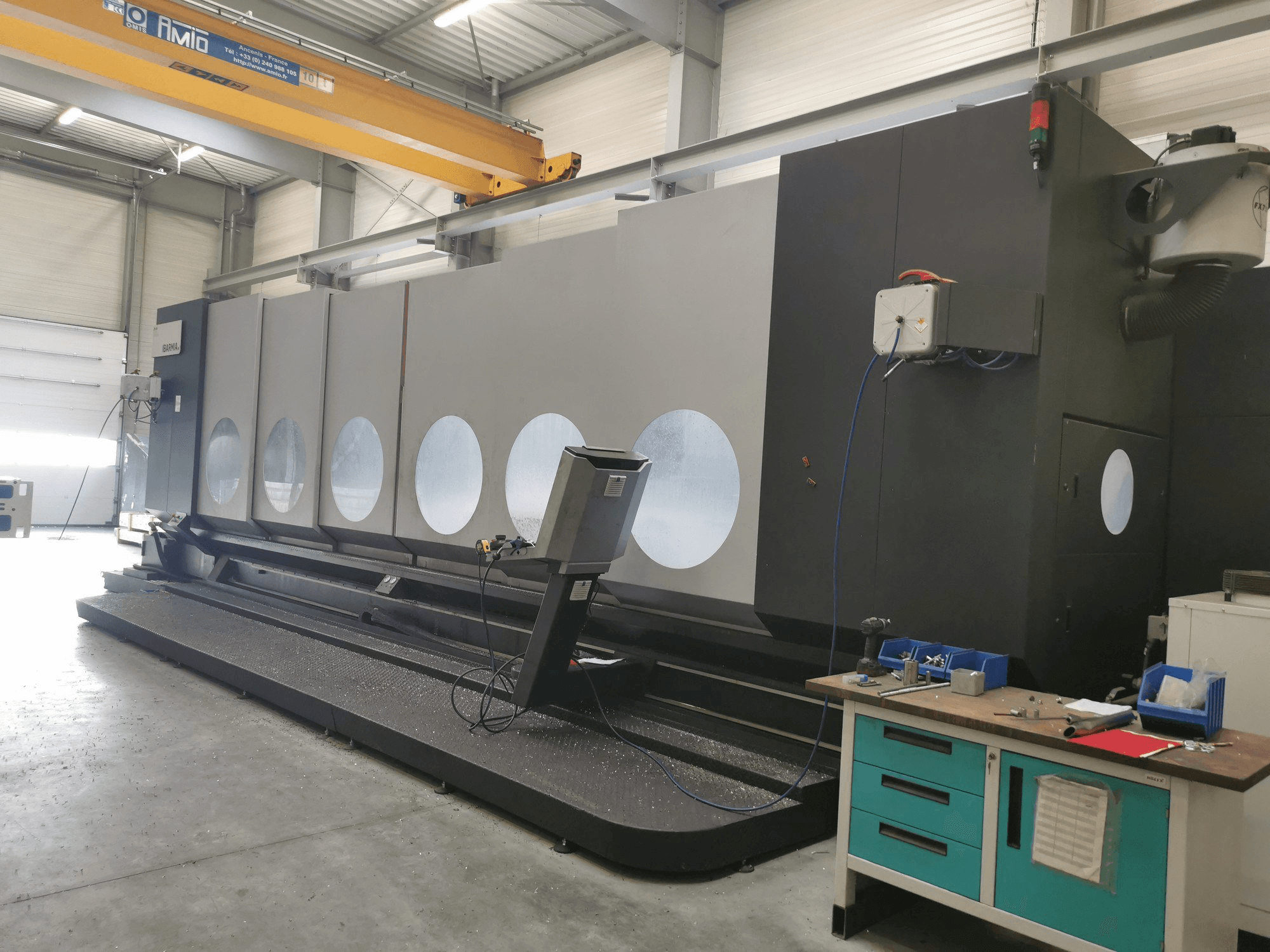 Vue de face de la machine IBARMIA ZV 58/L7000 EXTREME