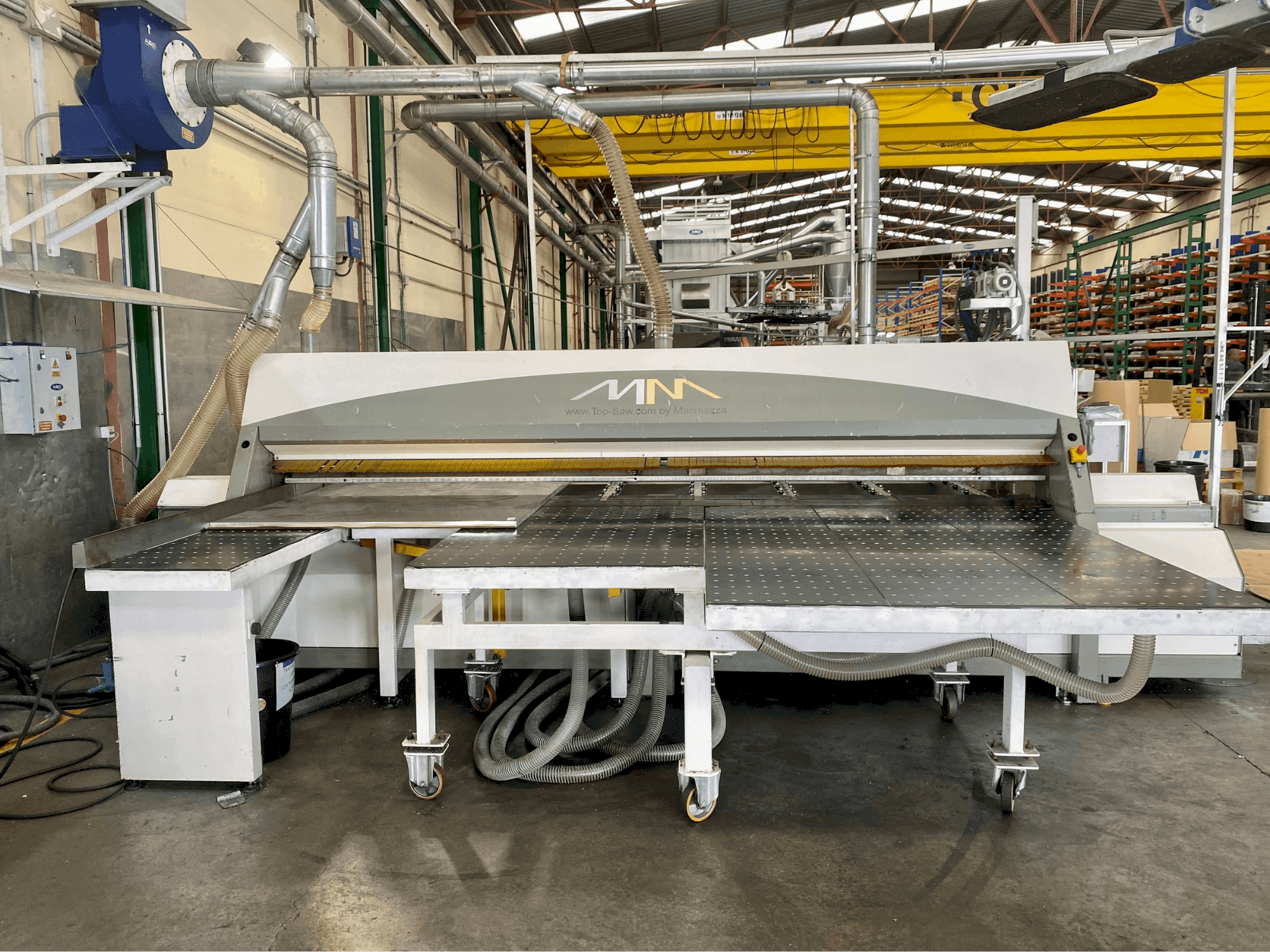 Vue de face de la machine MACMAZZA Top Saw