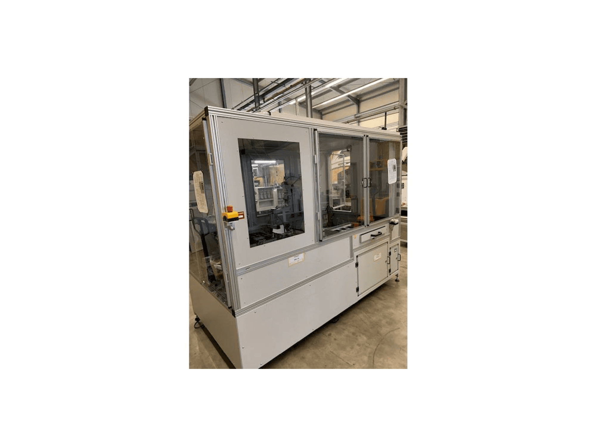 Vue latérale gauche de la machine SEHO Robot cell sorting station