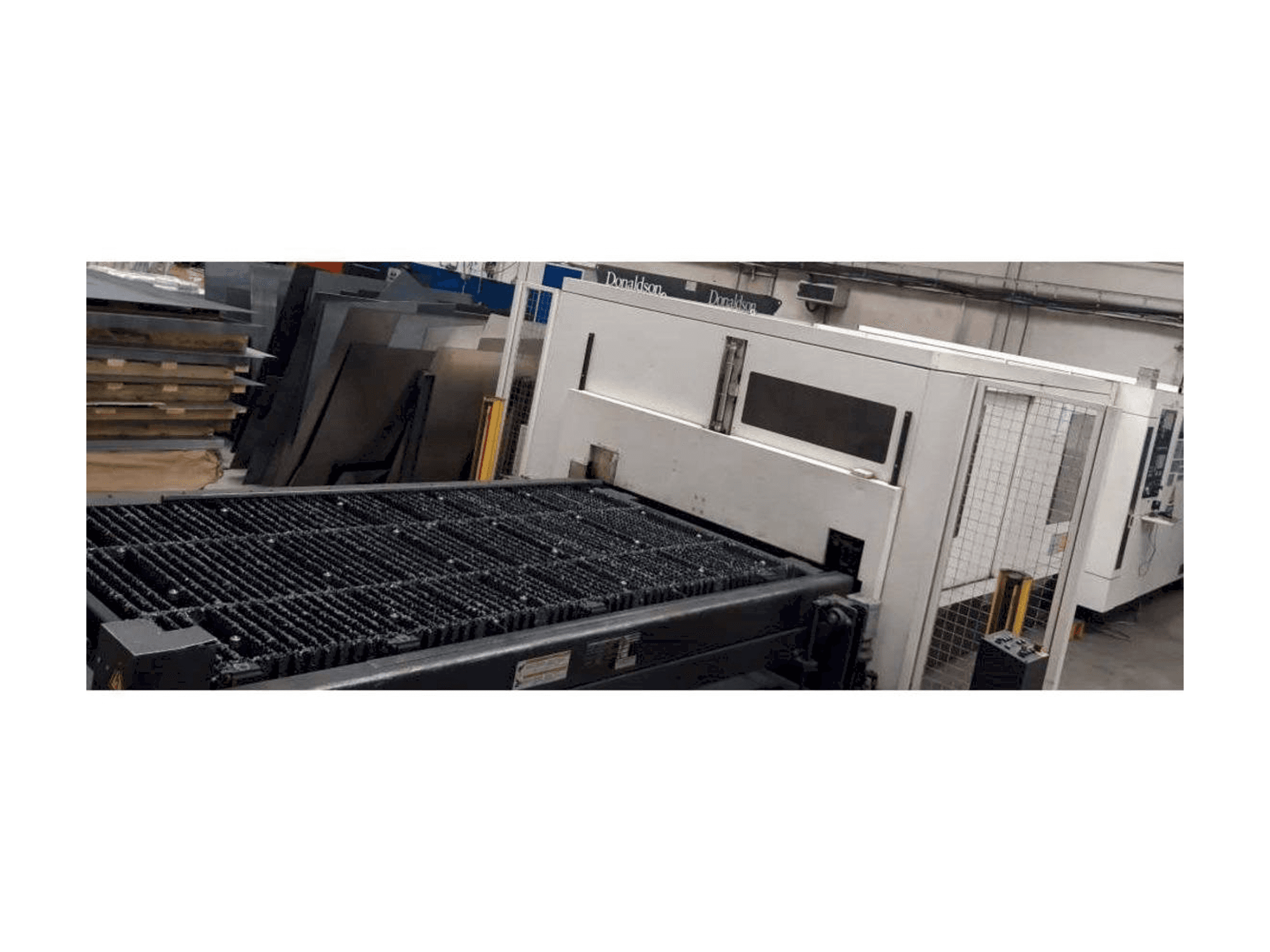 Vue de face de la machine Mazak Super Turbo-X510 Mk III G