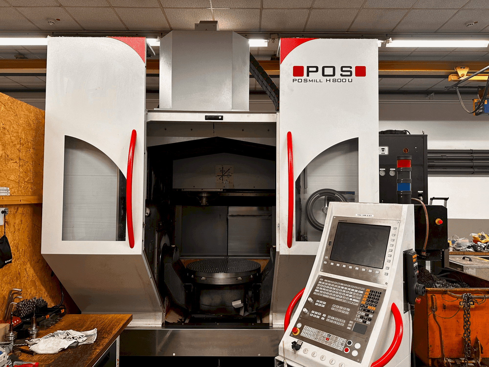 Vue de face de la machine POSmill H800U