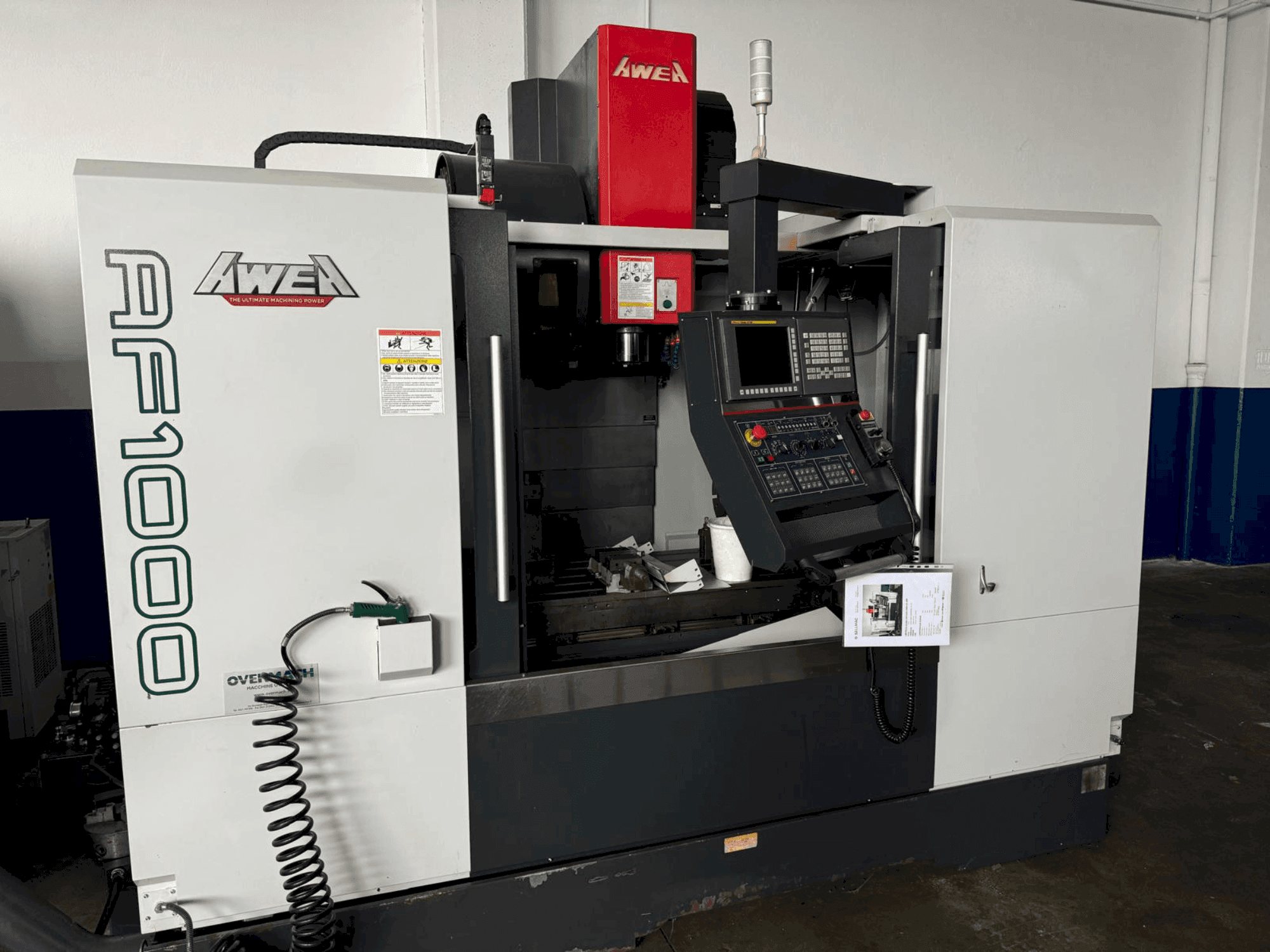 Vue de face de la machine AWEA AF-1000