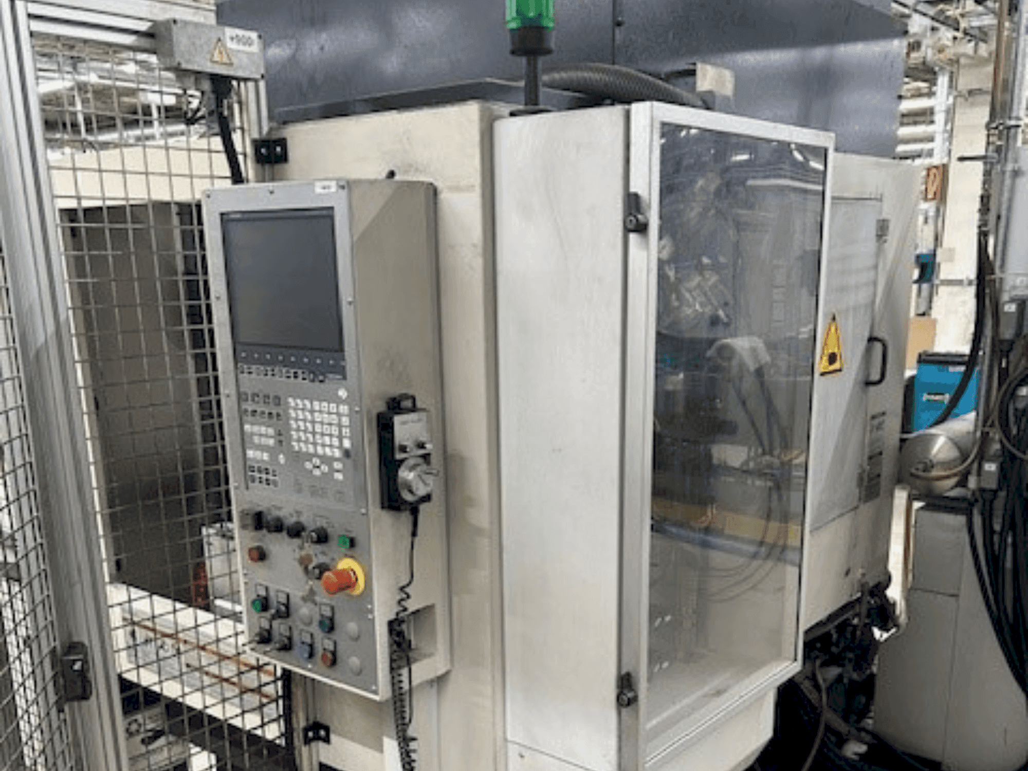 Vue de face de la machine Brother TC 31AN