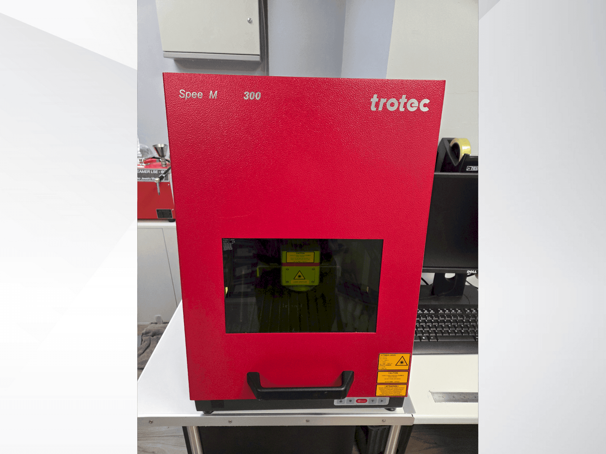 Vue de face de la machine Trotec Speed marker 300