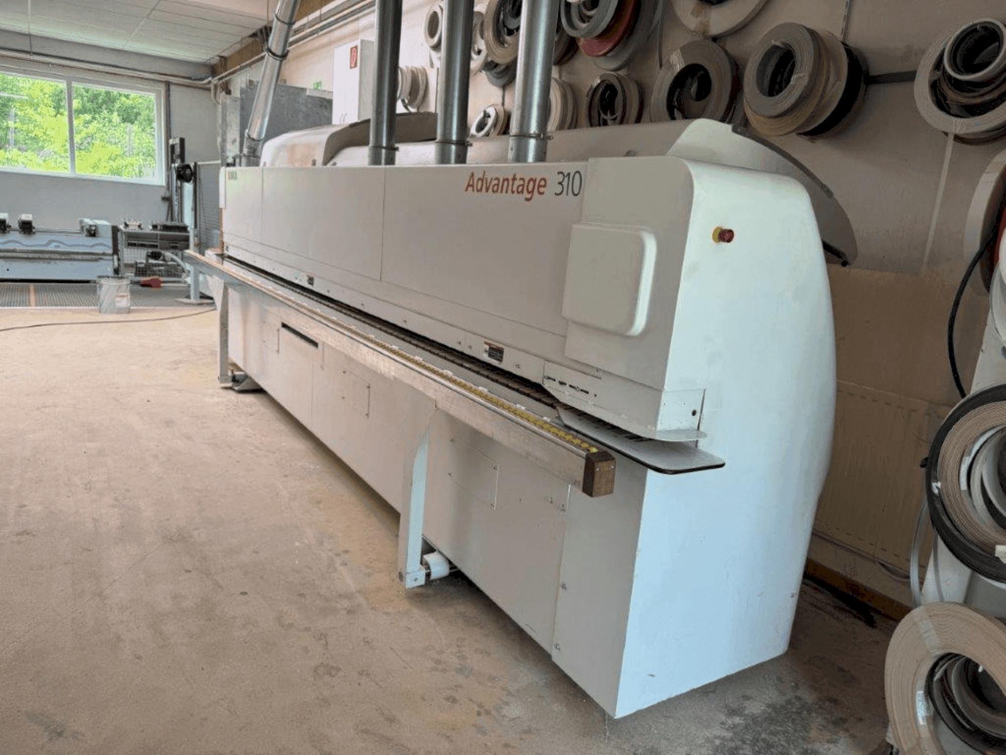 Vue de face de la machine IMA ADVANTAGE 310