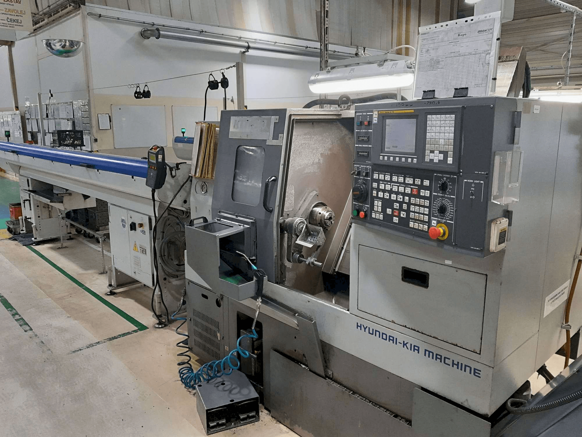 Vue de face de la machine Hyundai Kia KIT 450