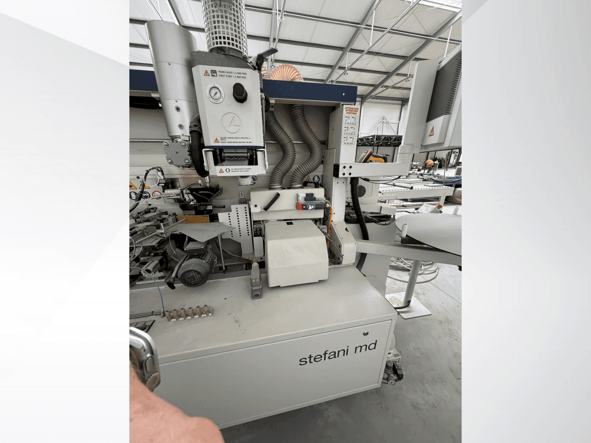 Vue de face de la machine SCM STEFANI MD