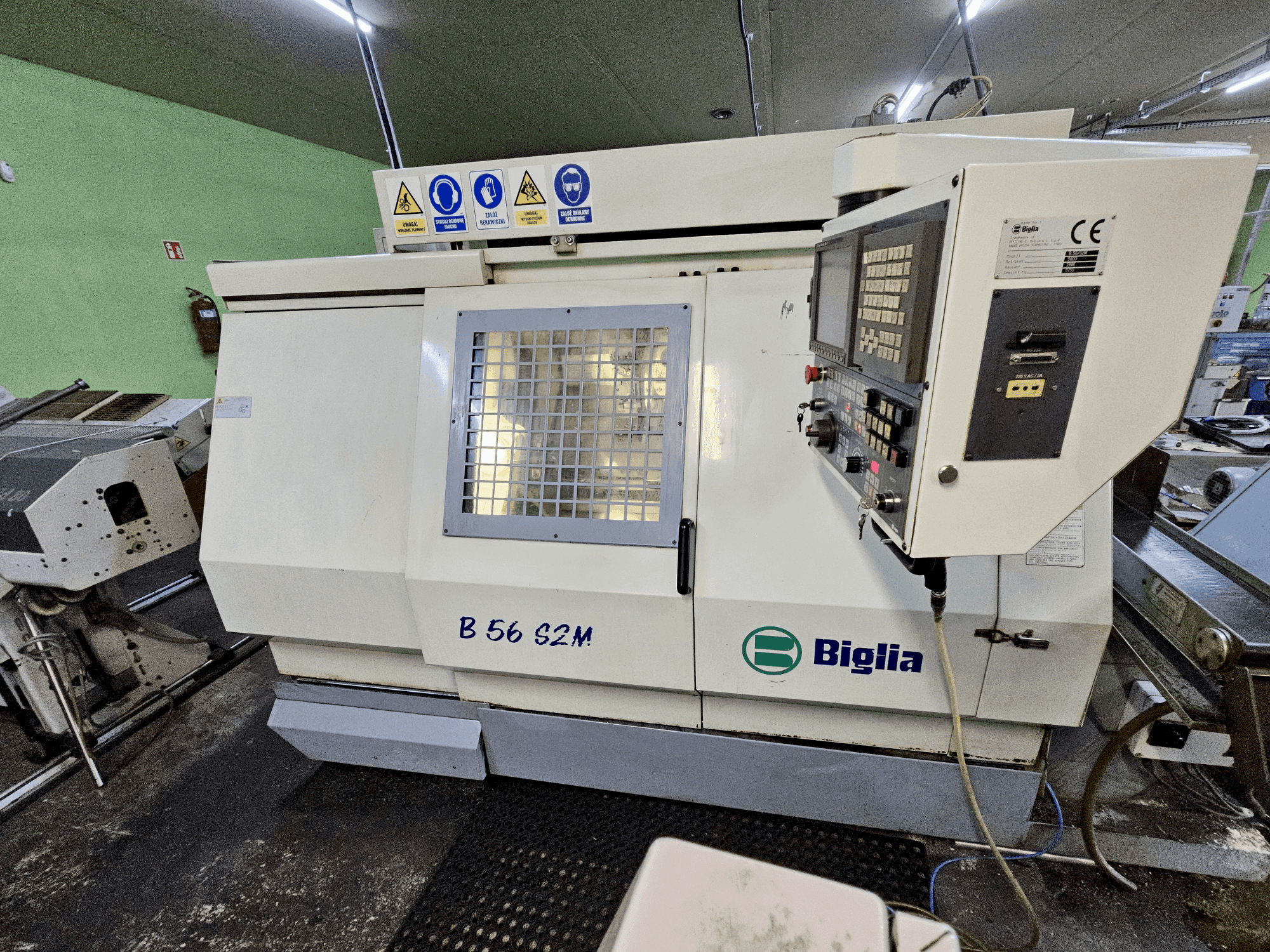 Vue de face de la machine Biglia B56 S2M