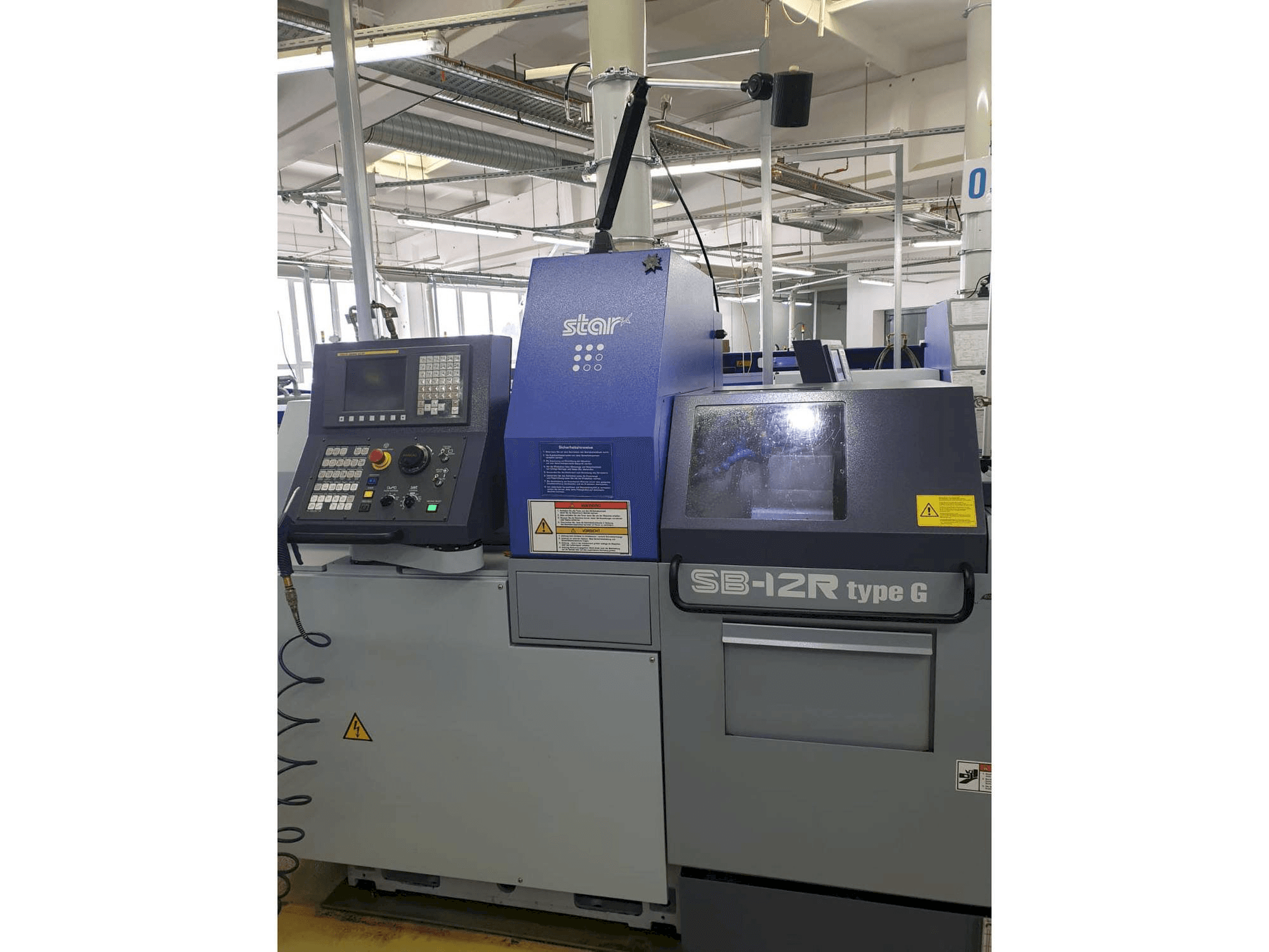 Vue de face de la machine Star SB12 RG