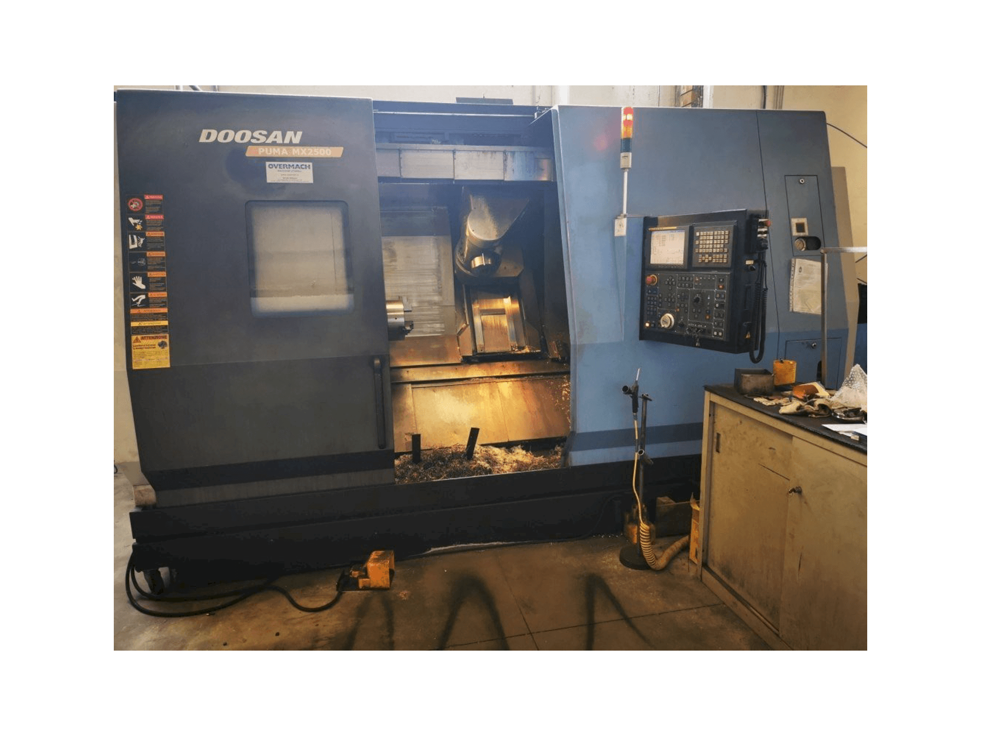 Front view of Doosan Puma MX 2500 machine