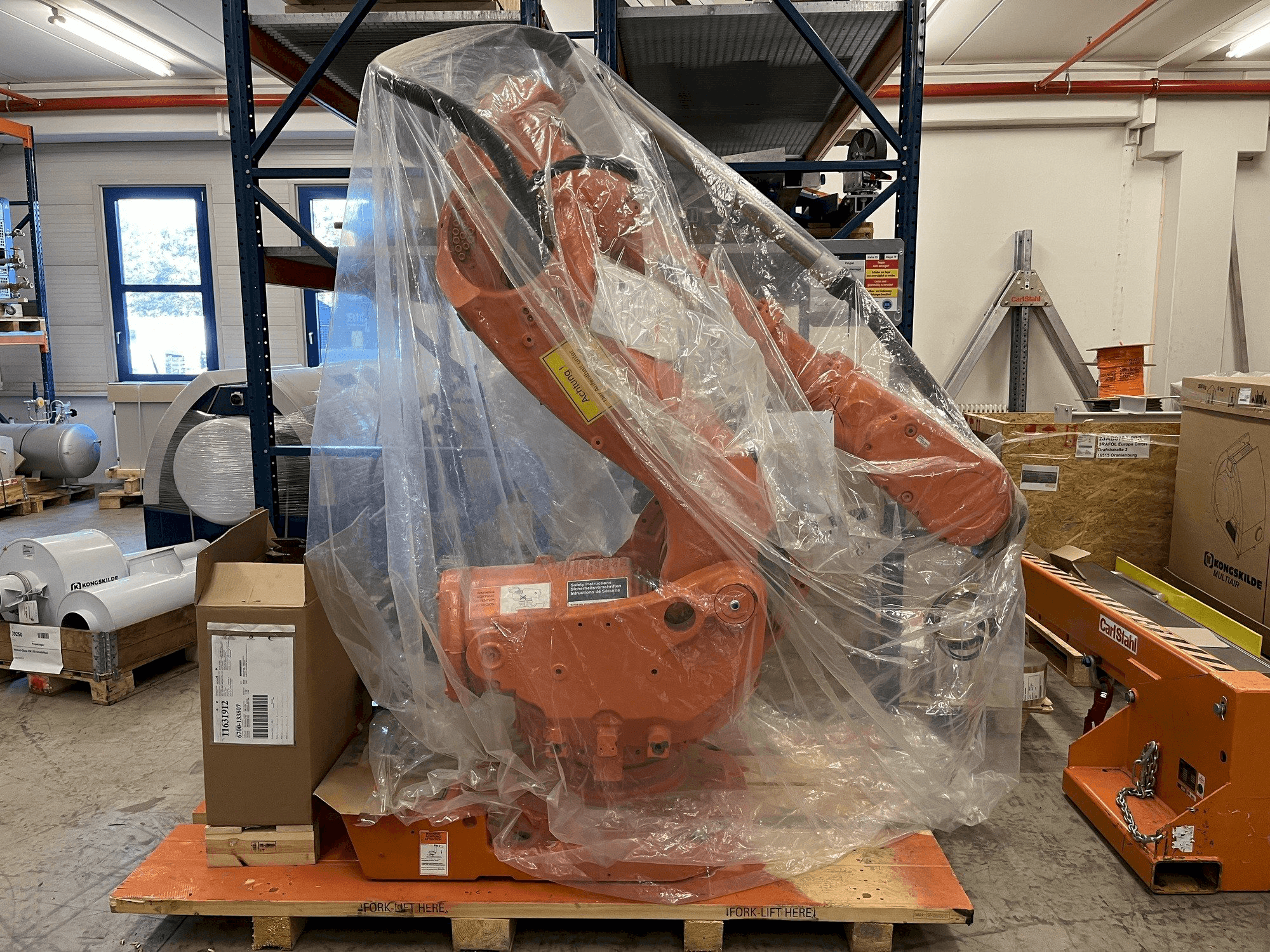 Vue de face de la machine ABB IRB 6600 M2004