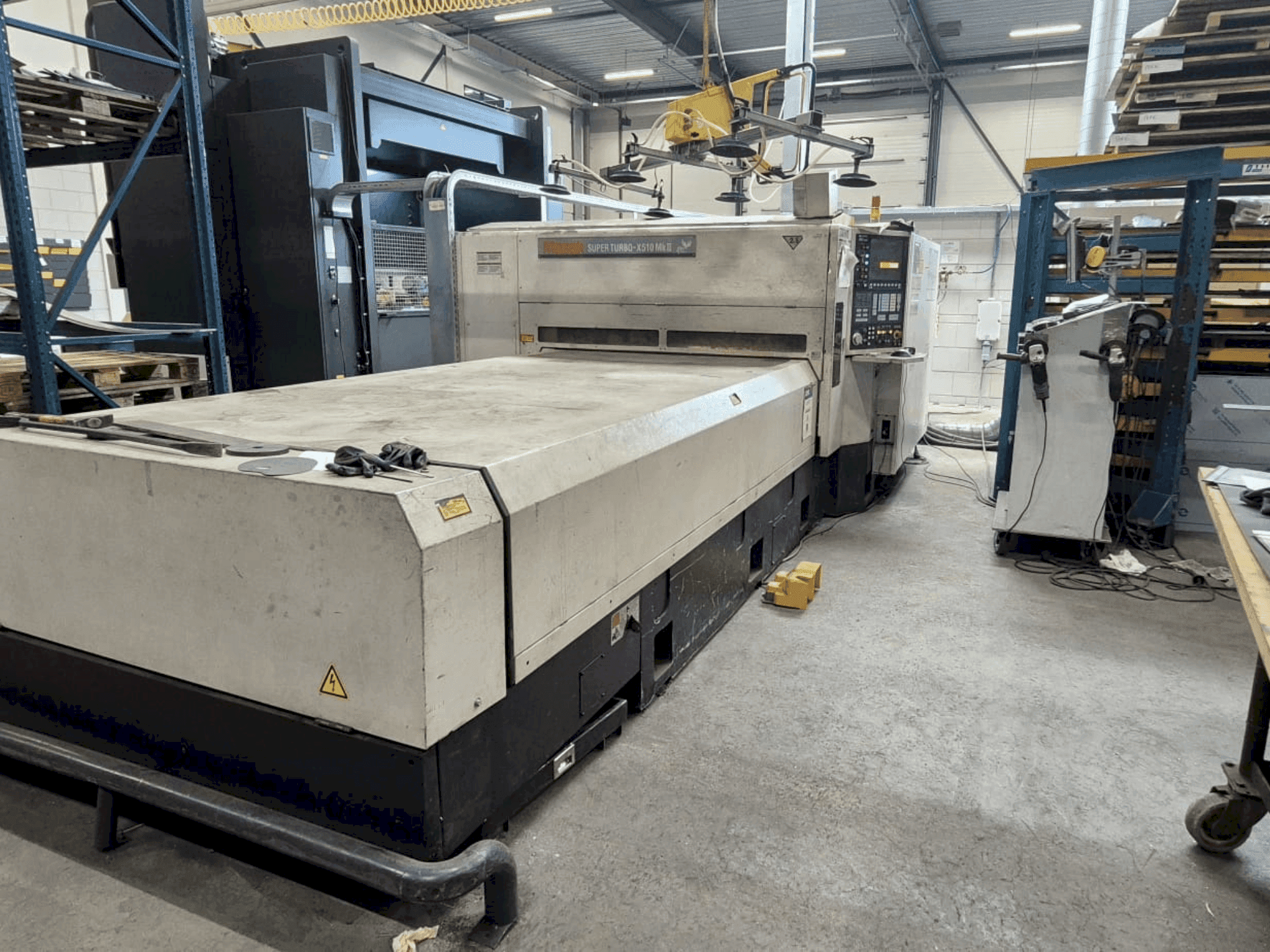 Vue de face de la machine Mazak Super Turbo-X510 Mk II