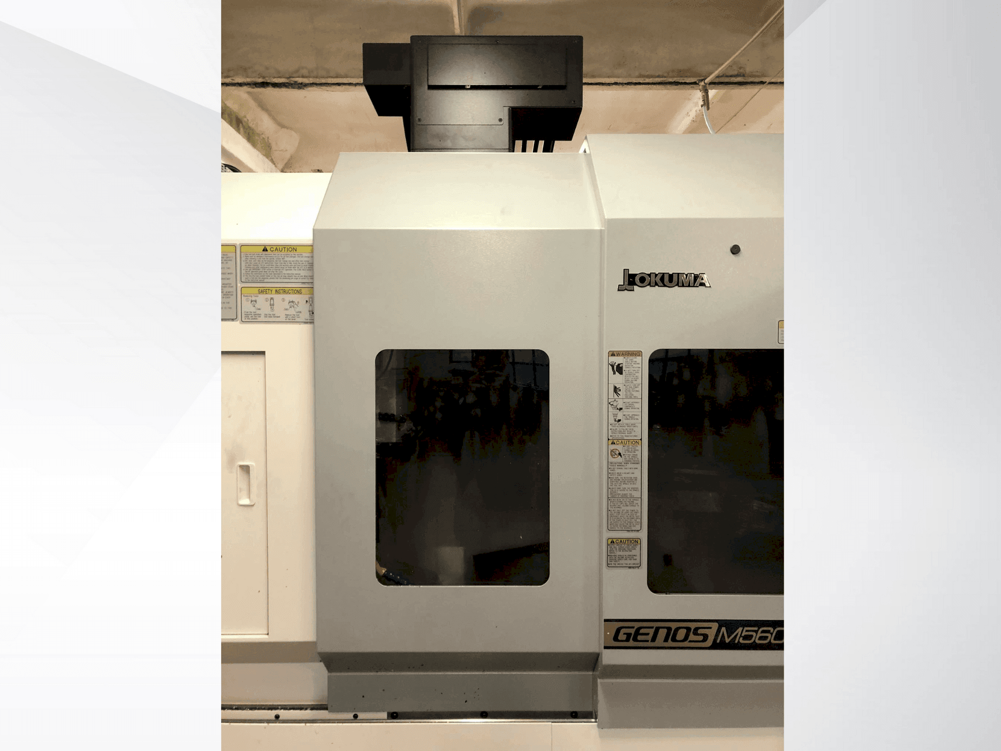Vue de face de la machine Okuma Genos M569 –V8