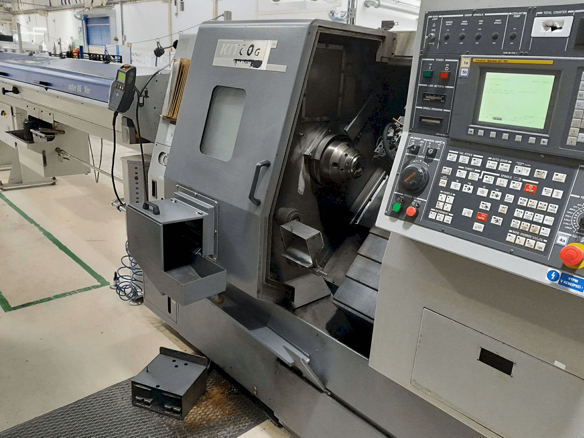 Vue de face de la machine Hyundai Kia KIT60G