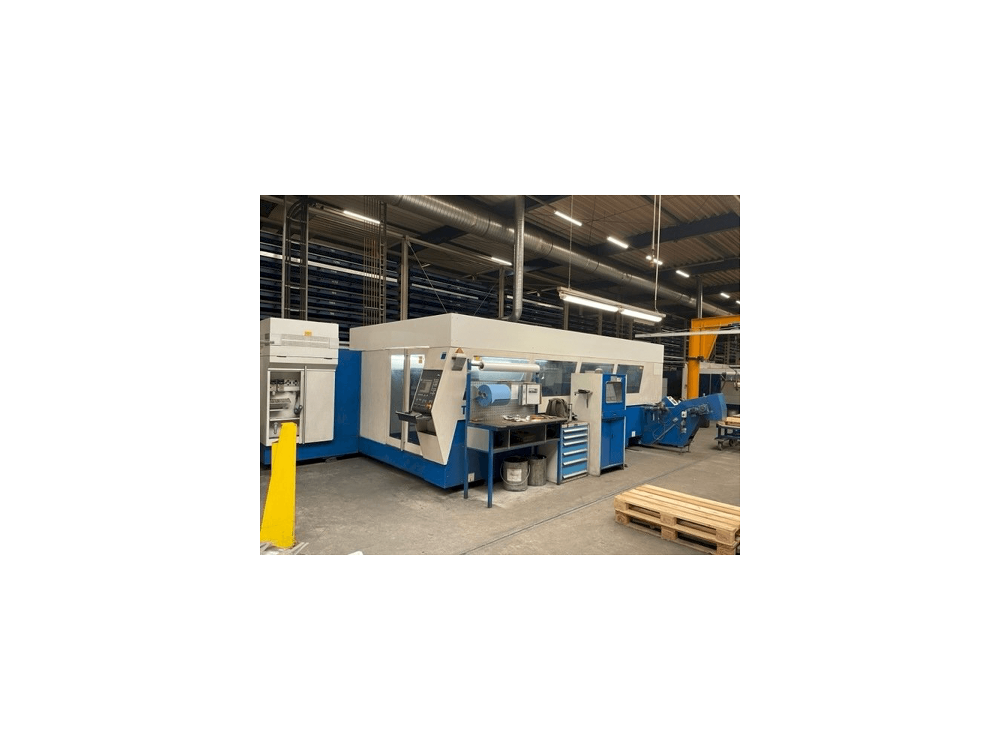 Vue de face de la machine Trumpf TruLaser 5040 classic