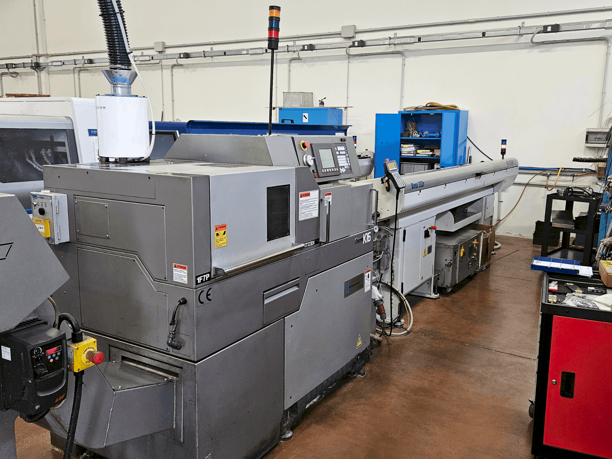 Vue de face de la machine Citizen Cincom K16 VII